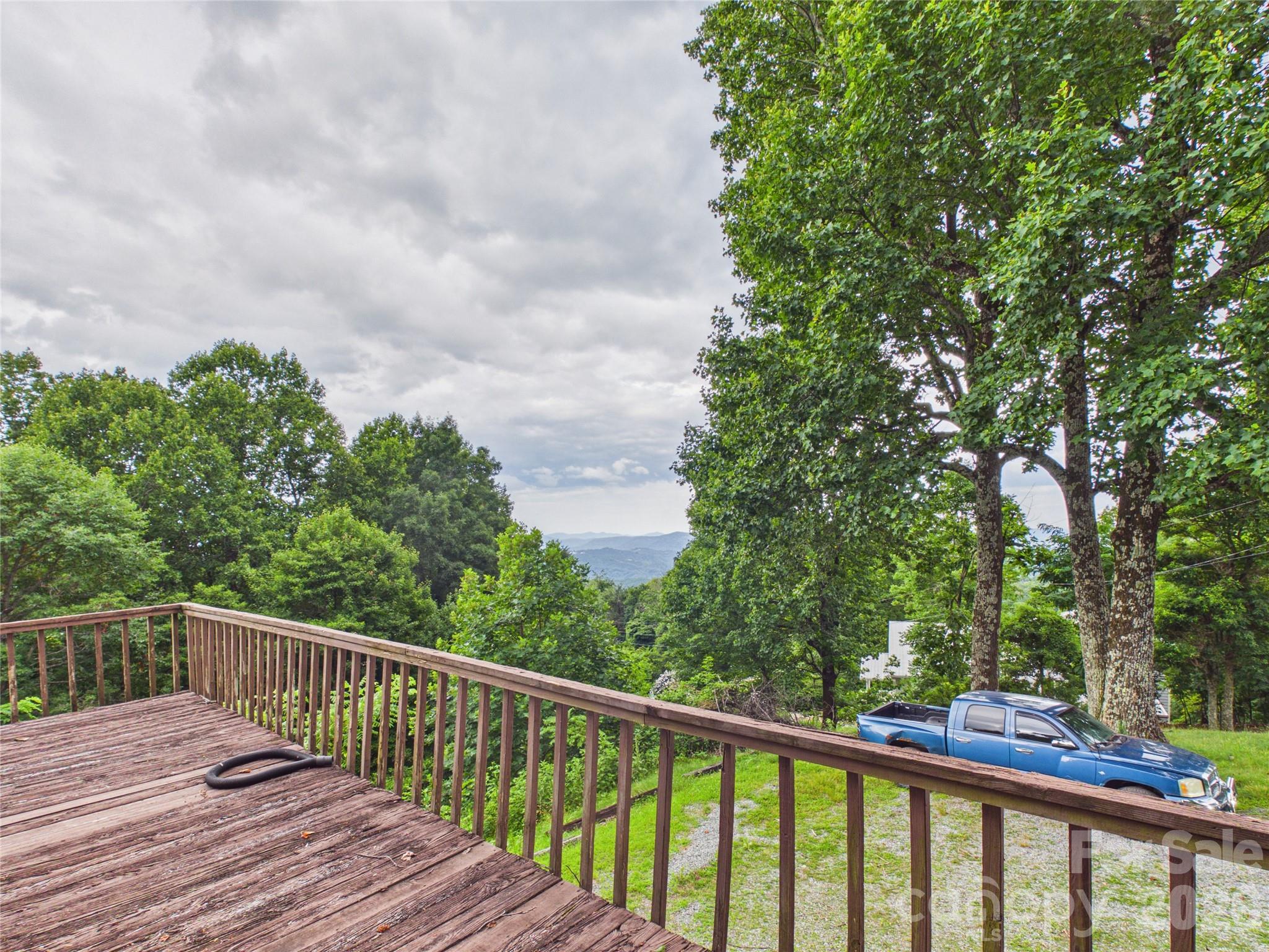 7904 Pinnacle Wind Lane Property Photo 6