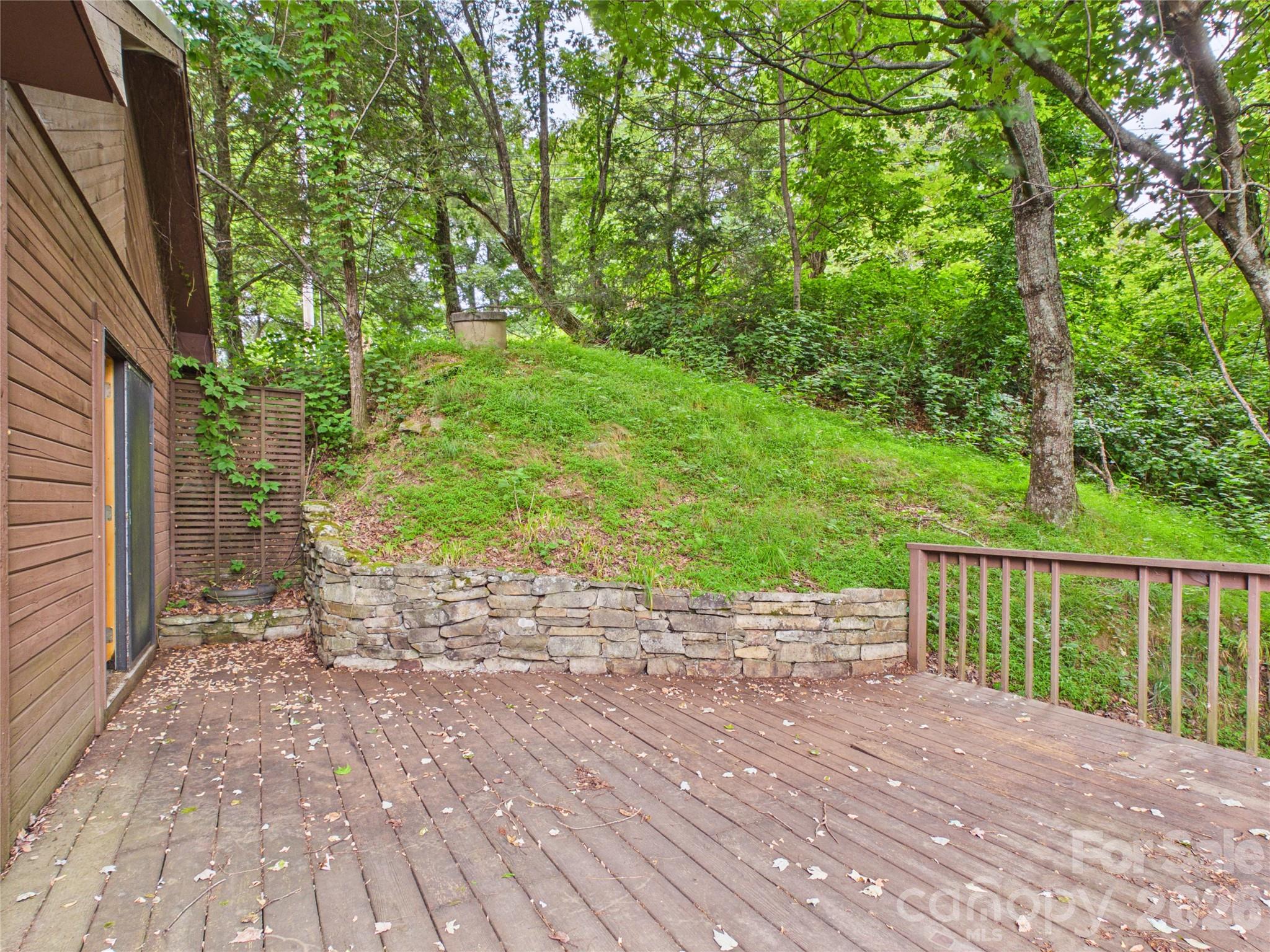 7904 Pinnacle Wind Lane Property Photo 33