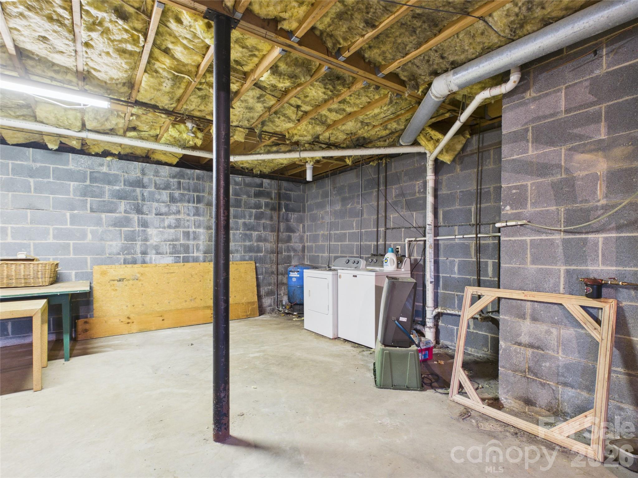 7904 Pinnacle Wind Lane Property Photo 42