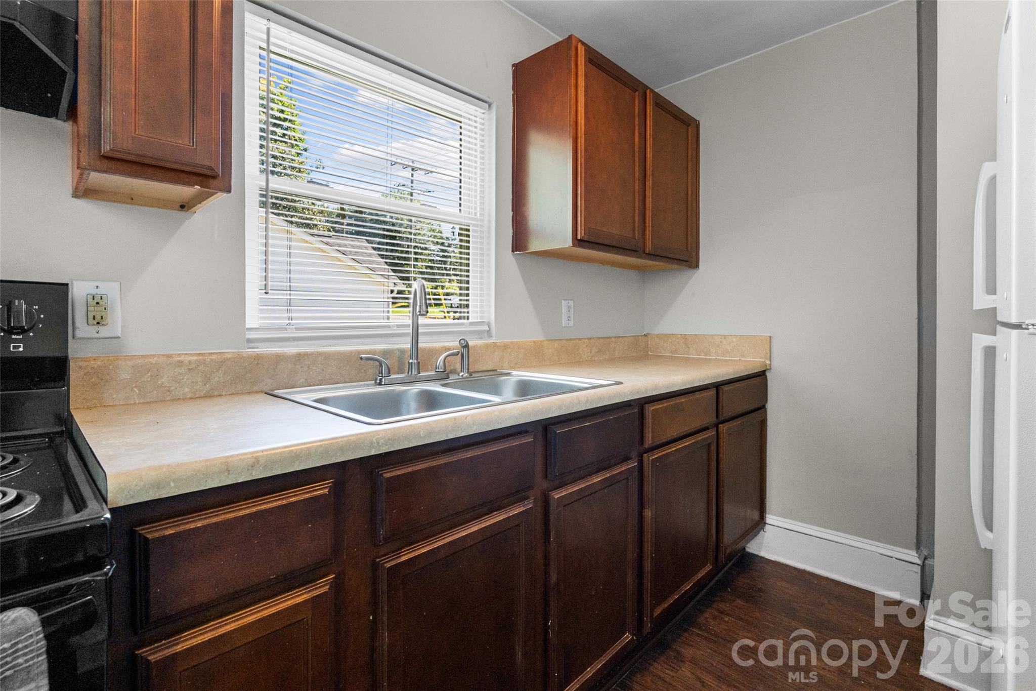 1821 Remount Road Property Photo 15