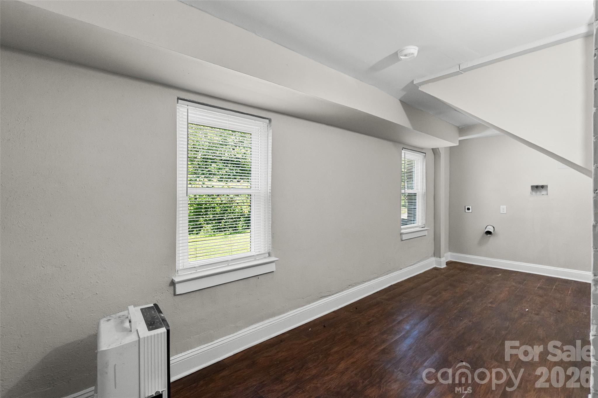 1821 Remount Road Property Photo 33