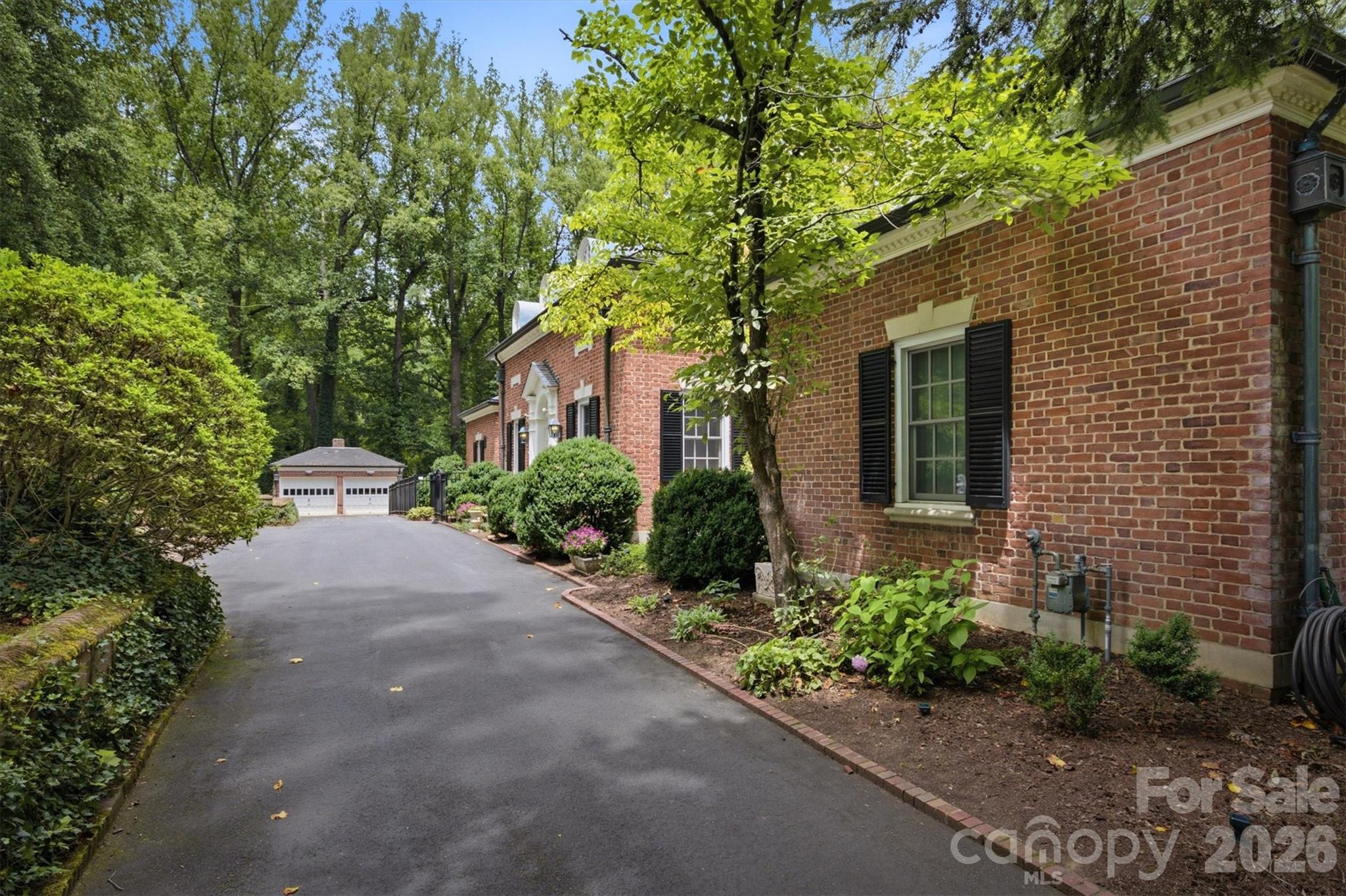 202 Woodside Place Property Photo 9