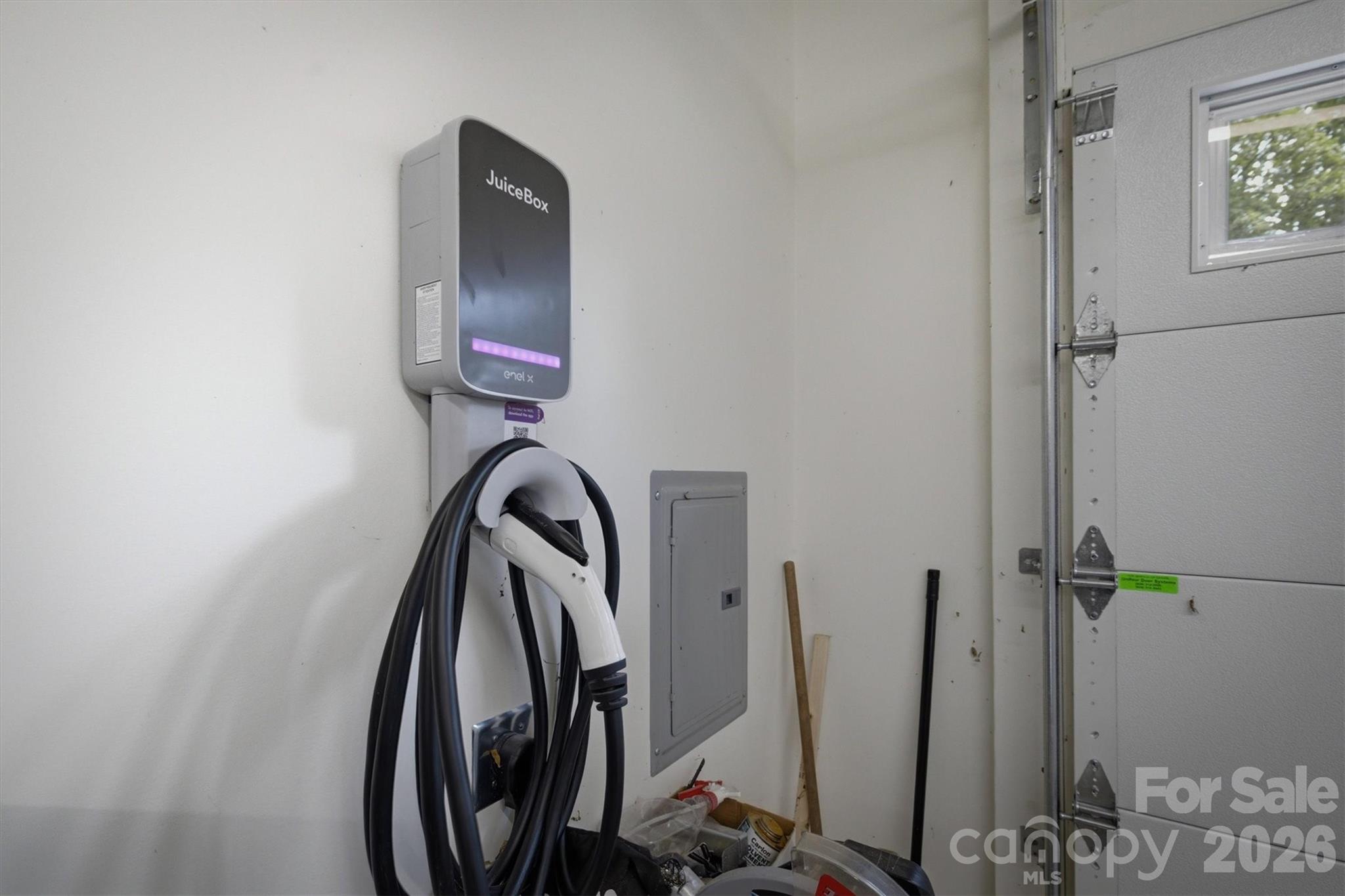 202 Woodside Place Property Photo 13