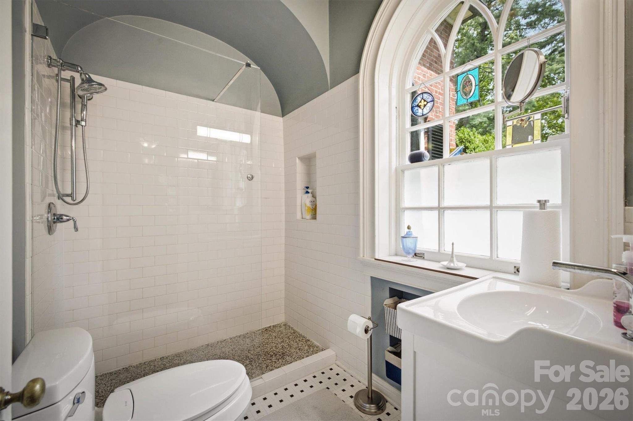 202 Woodside Place Property Photo 40