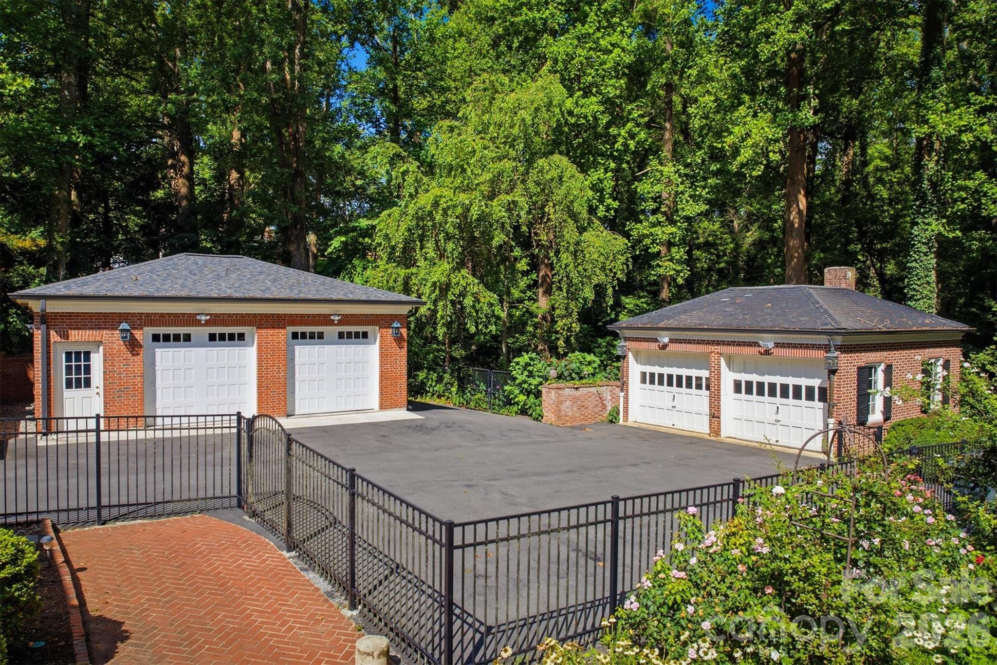 202 Woodside Place Property Photo 44
