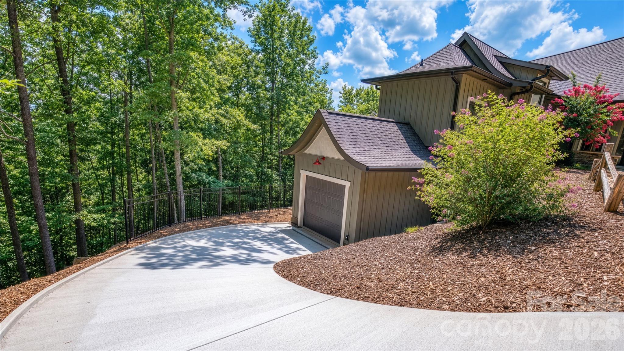 111 Lookout Point Property Photo 40