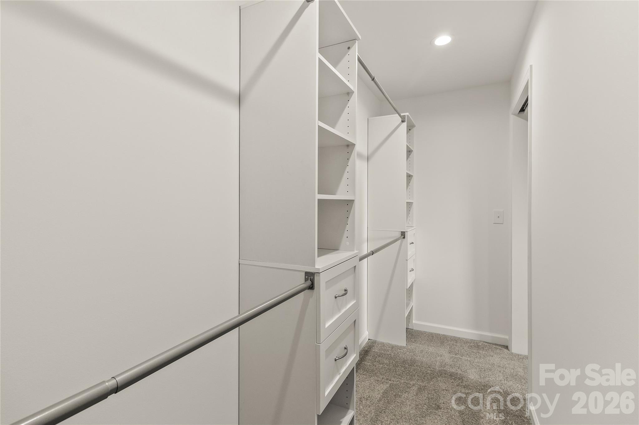 109 W Poplar Street Property Photo 17
