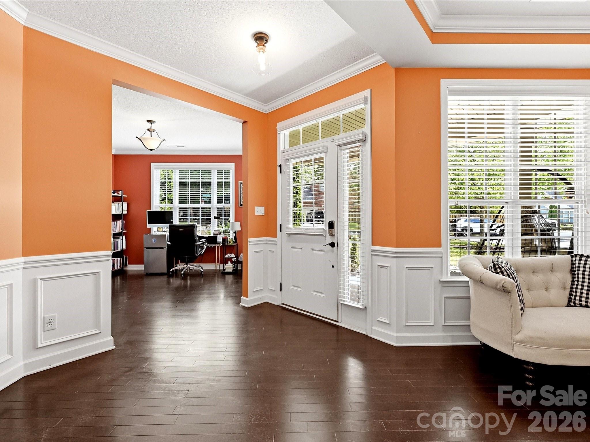 12902 Blakemore Avenue Property Photo 4