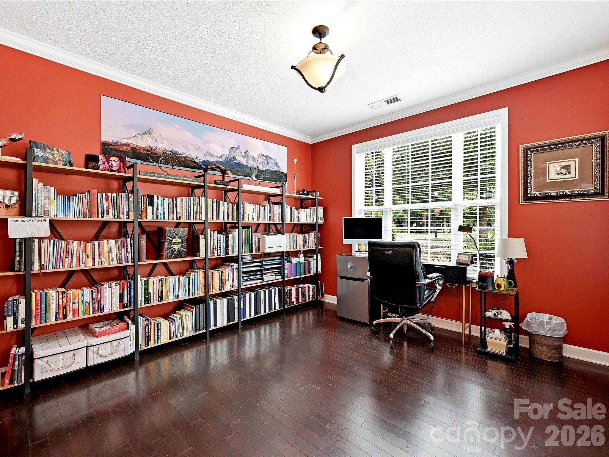 12902 Blakemore Avenue Property Photo 5