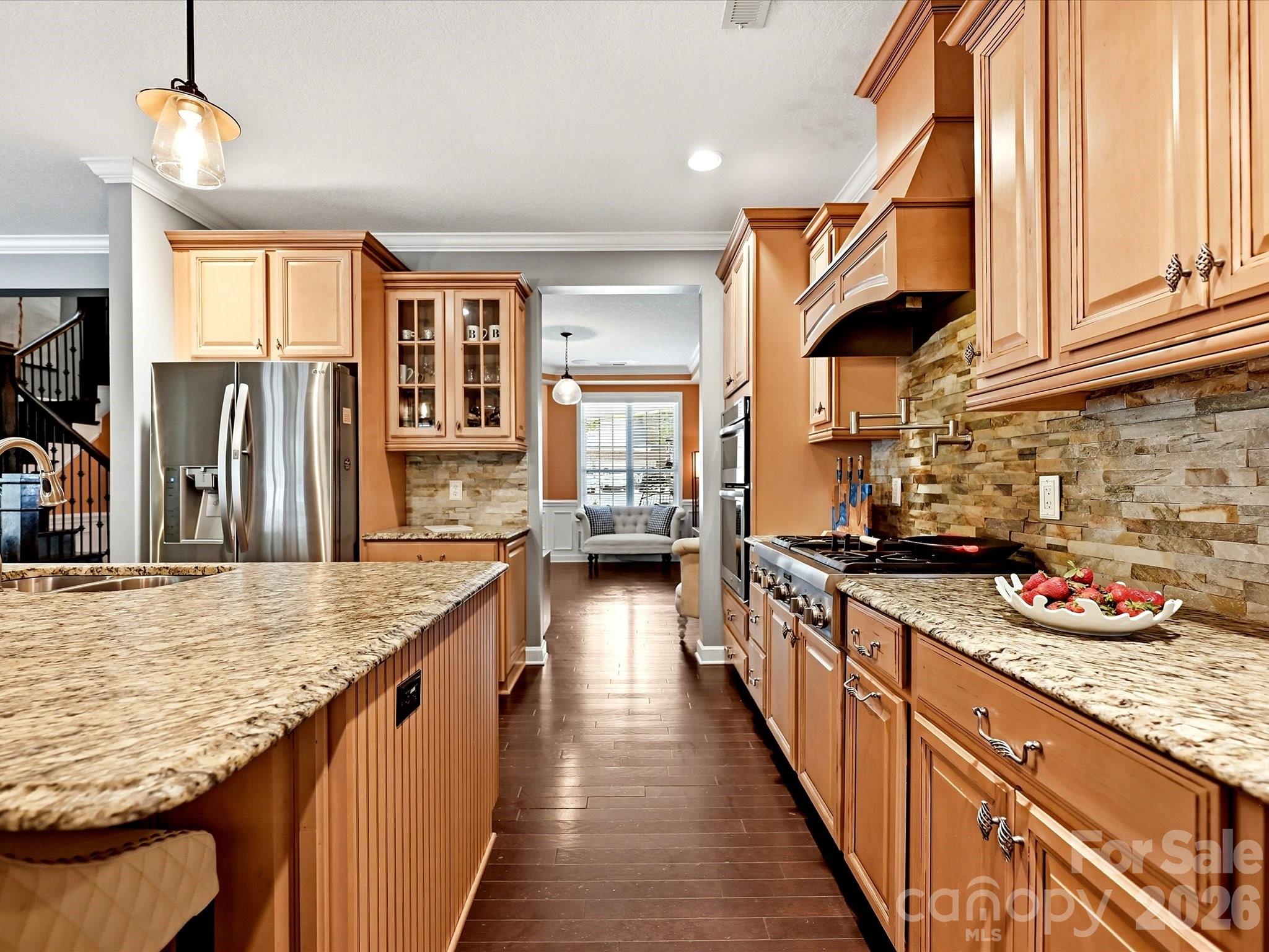 12902 Blakemore Avenue Property Photo 12