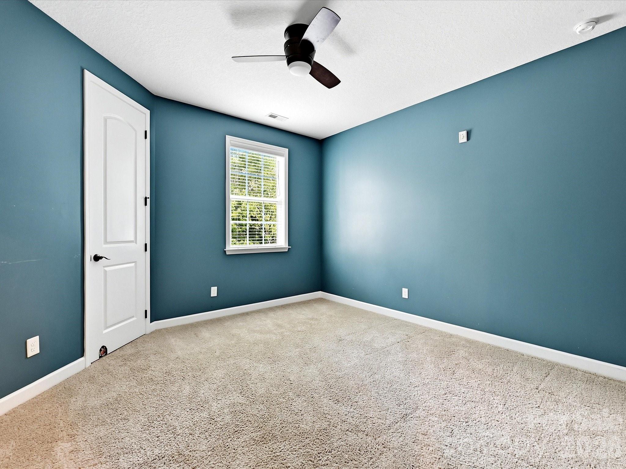 12902 Blakemore Avenue Property Photo 25