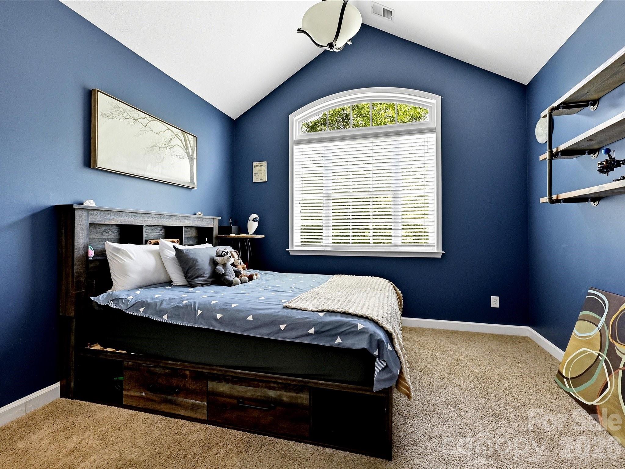 12902 Blakemore Avenue Property Photo 32
