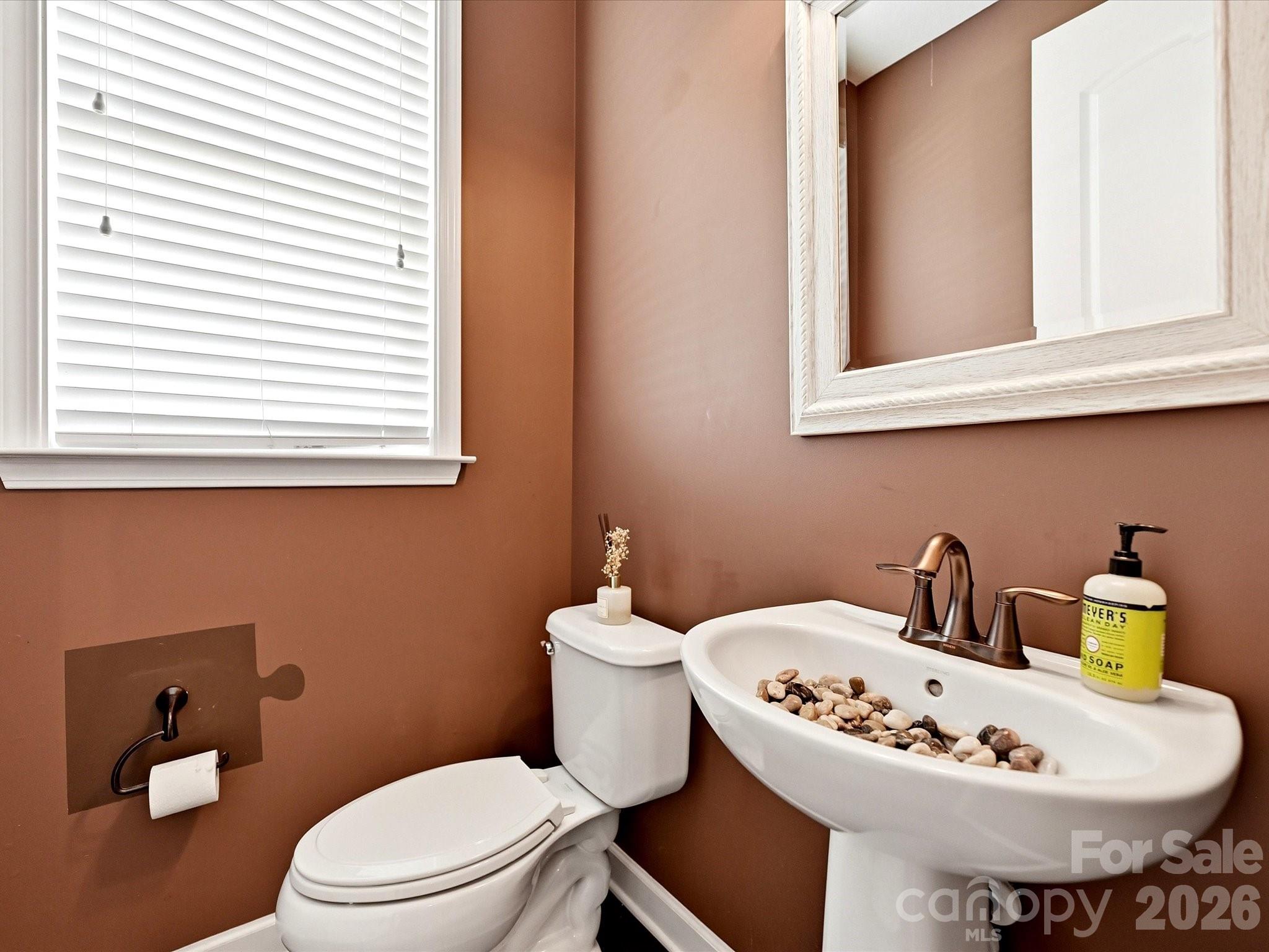 12902 Blakemore Avenue Property Photo 40