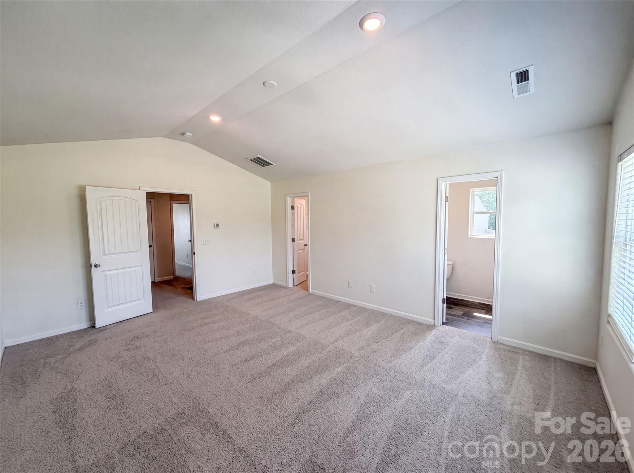 1140 Winding Creek Road Property Photo 4