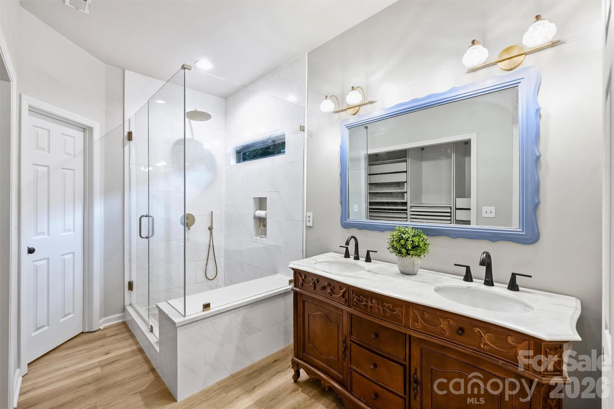 12328 Sparkling Way Property Photo 18