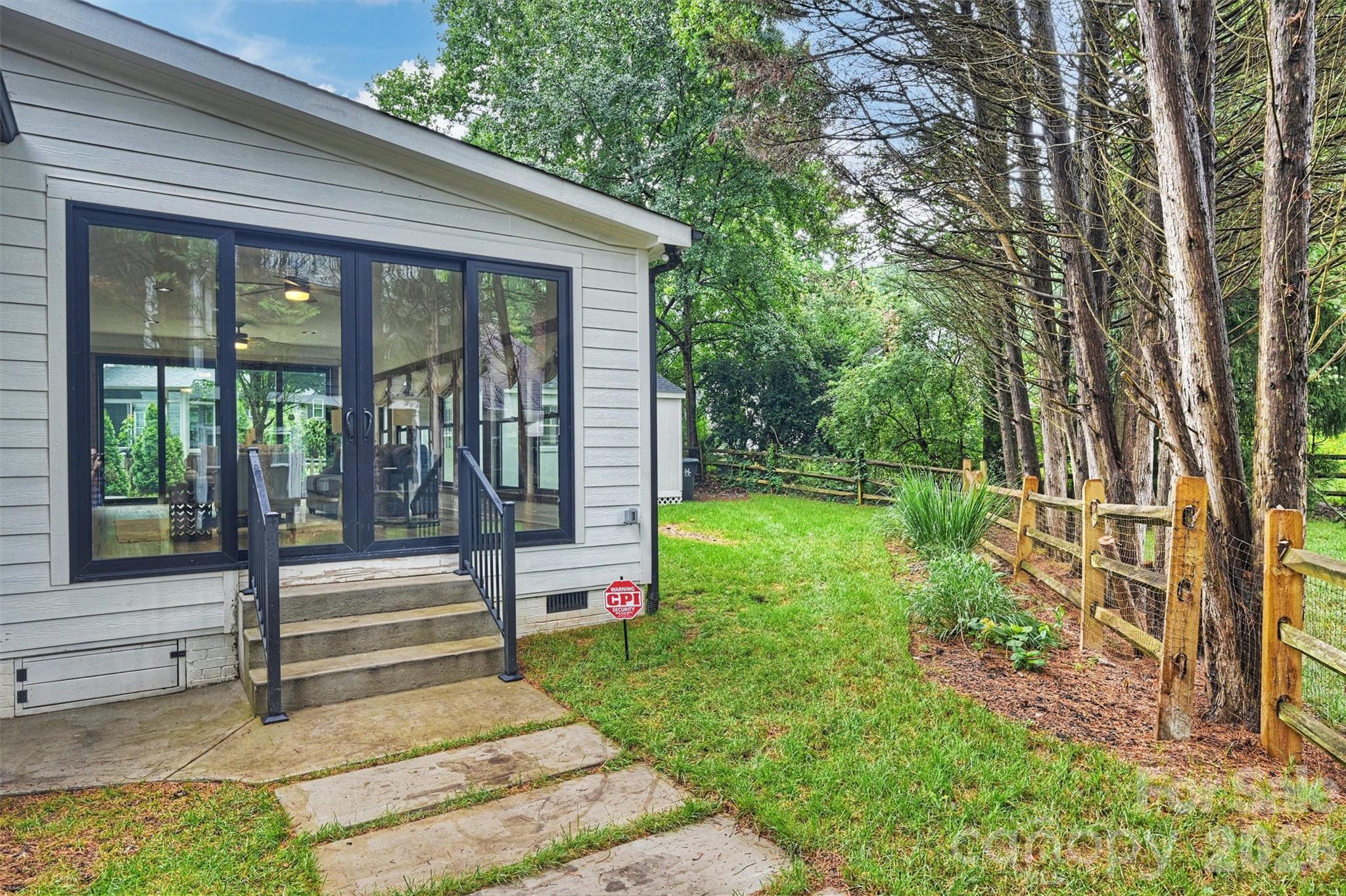 12328 Sparkling Way Property Photo 24