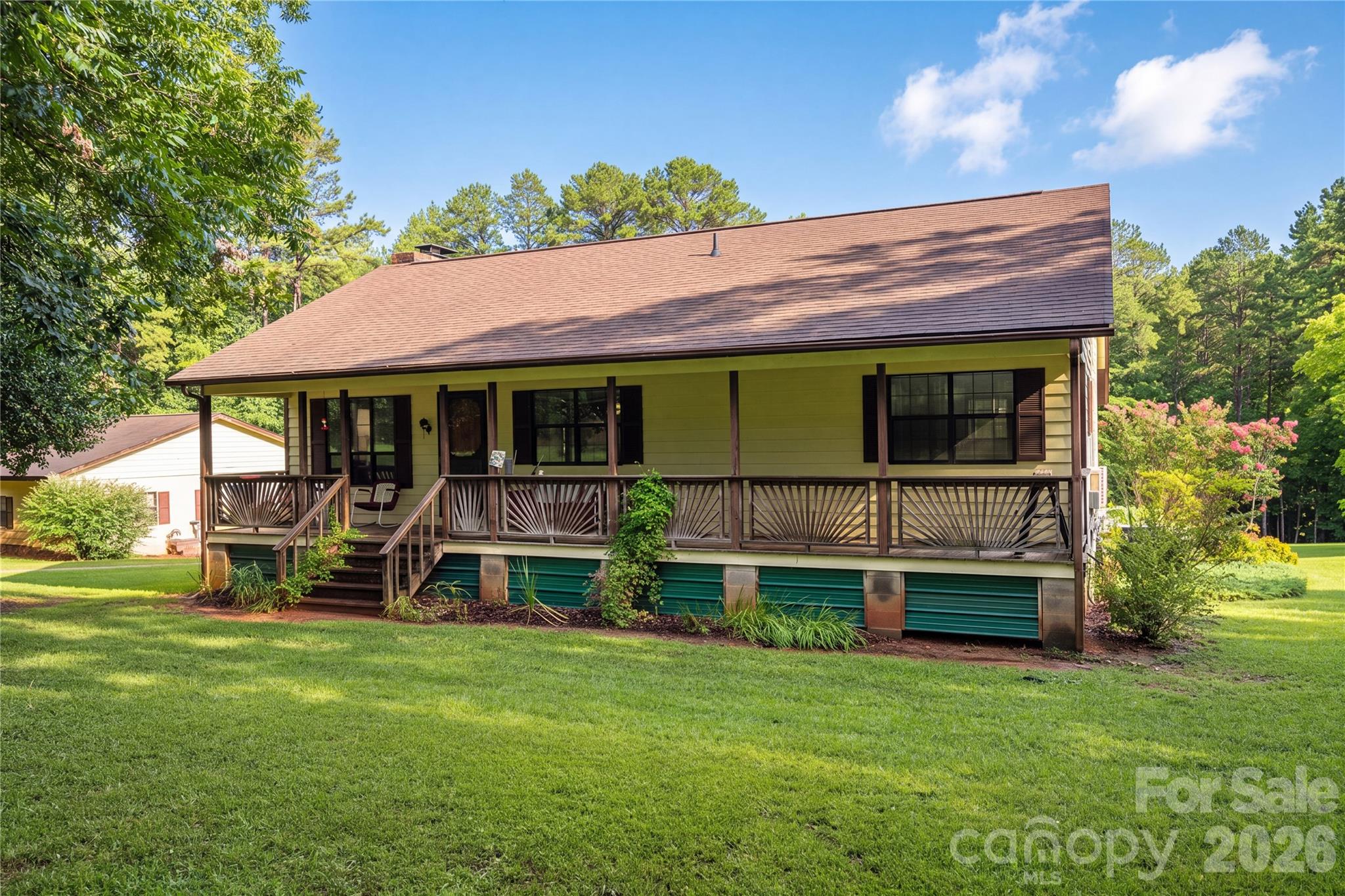 3323 Sadler Road Property Photo 1