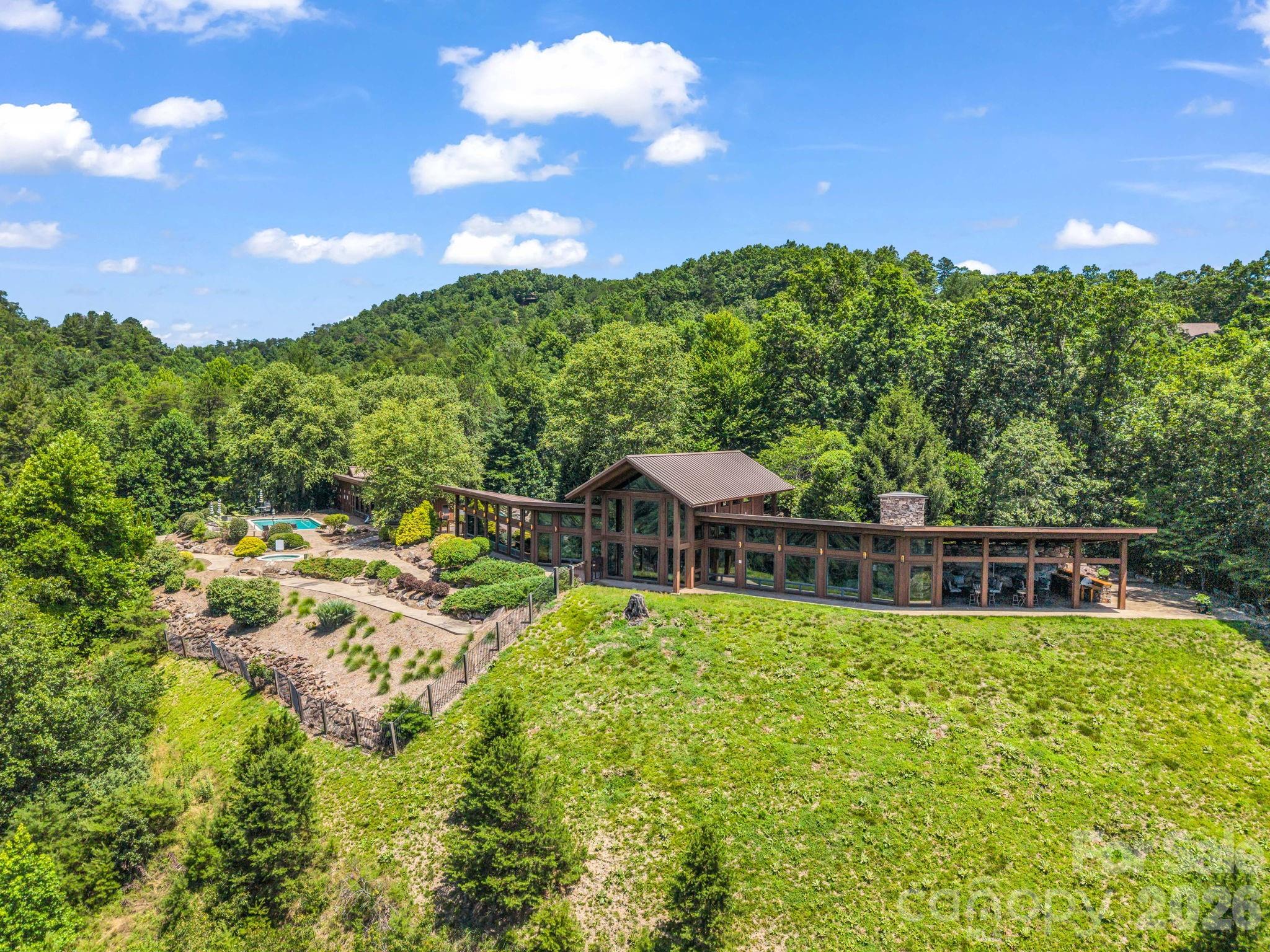 3670 French Broad Parkway Property Photo 11