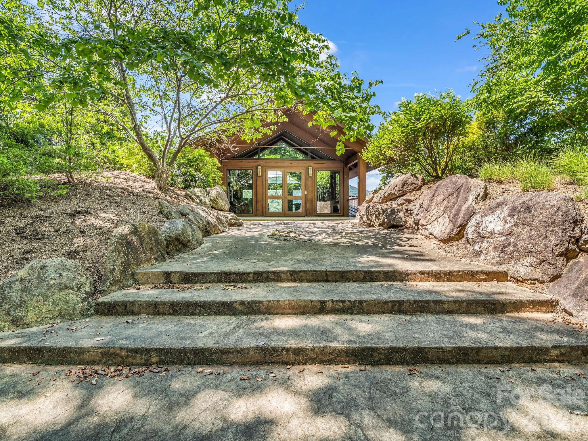 3670 French Broad Parkway Property Photo 14