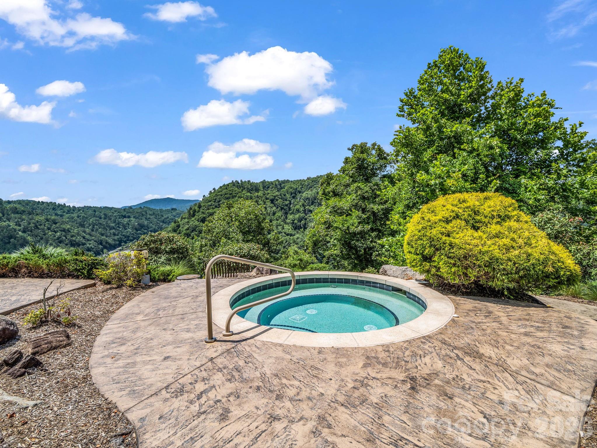 3670 French Broad Parkway Property Photo 17
