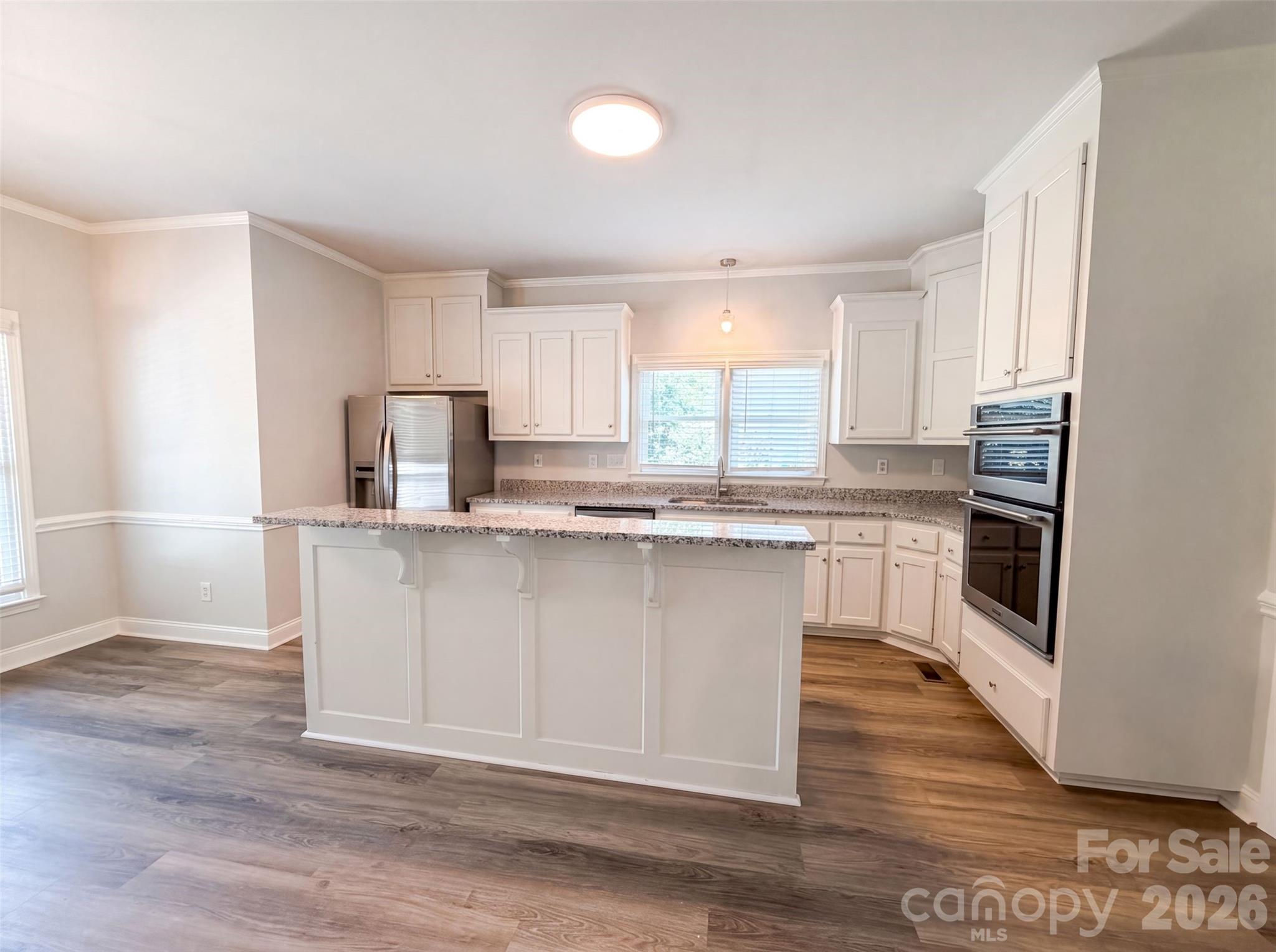 212 Timberlane Drive Property Photo 2