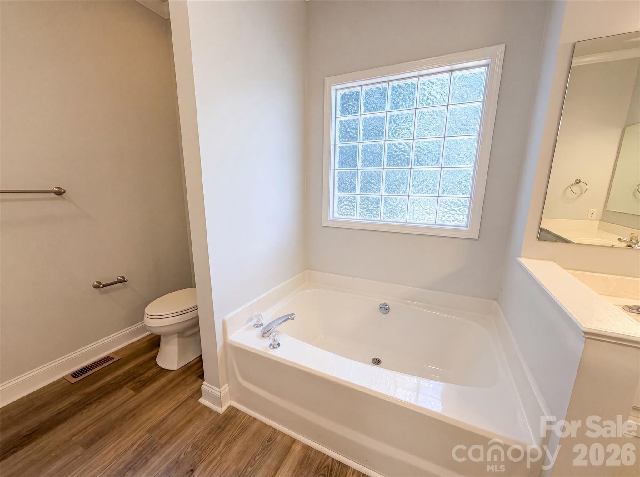 212 Timberlane Drive Property Photo 14