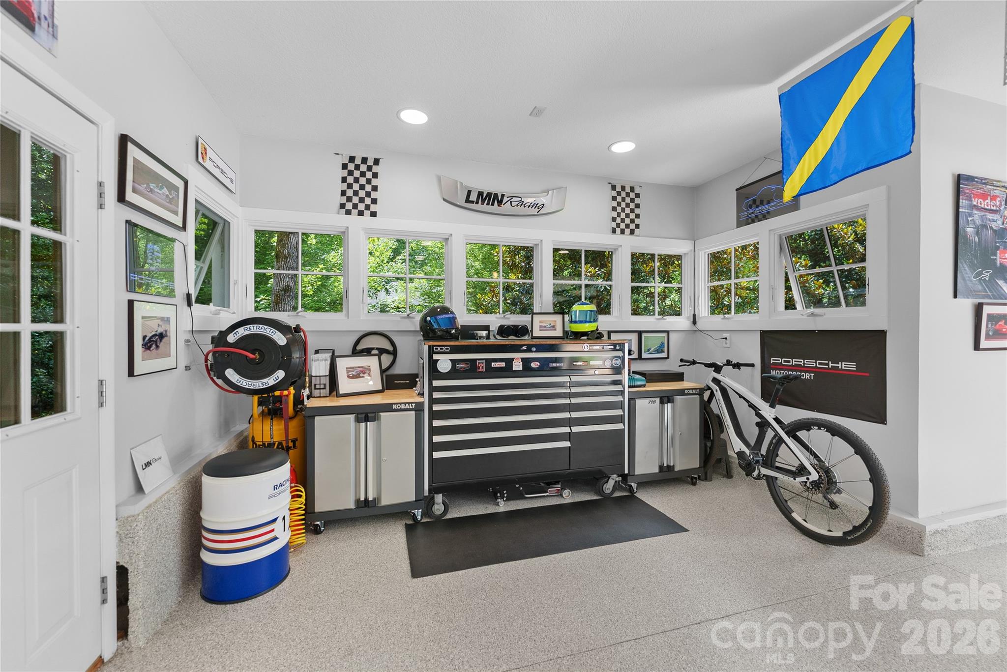 38 Cheshire Drive Property Photo 23