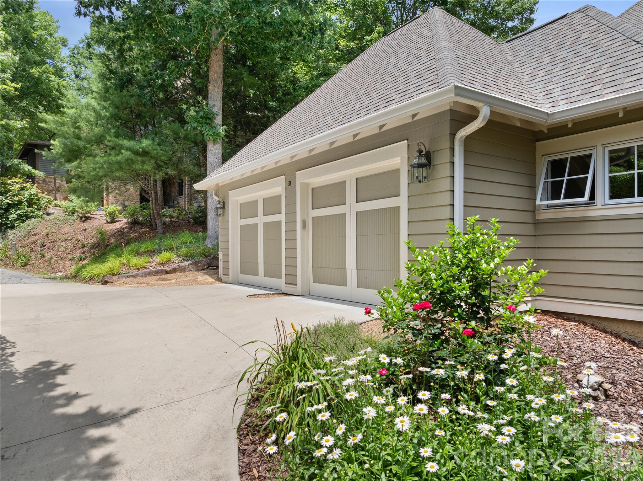 38 Cheshire Drive Property Photo 26