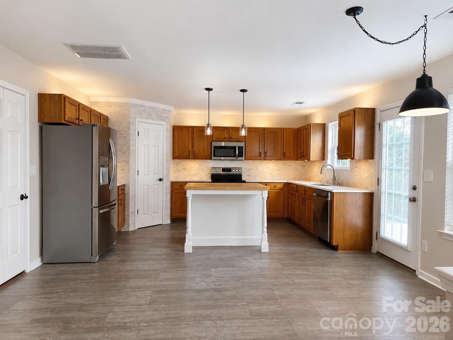 131 Elba Drive Property Photo 3