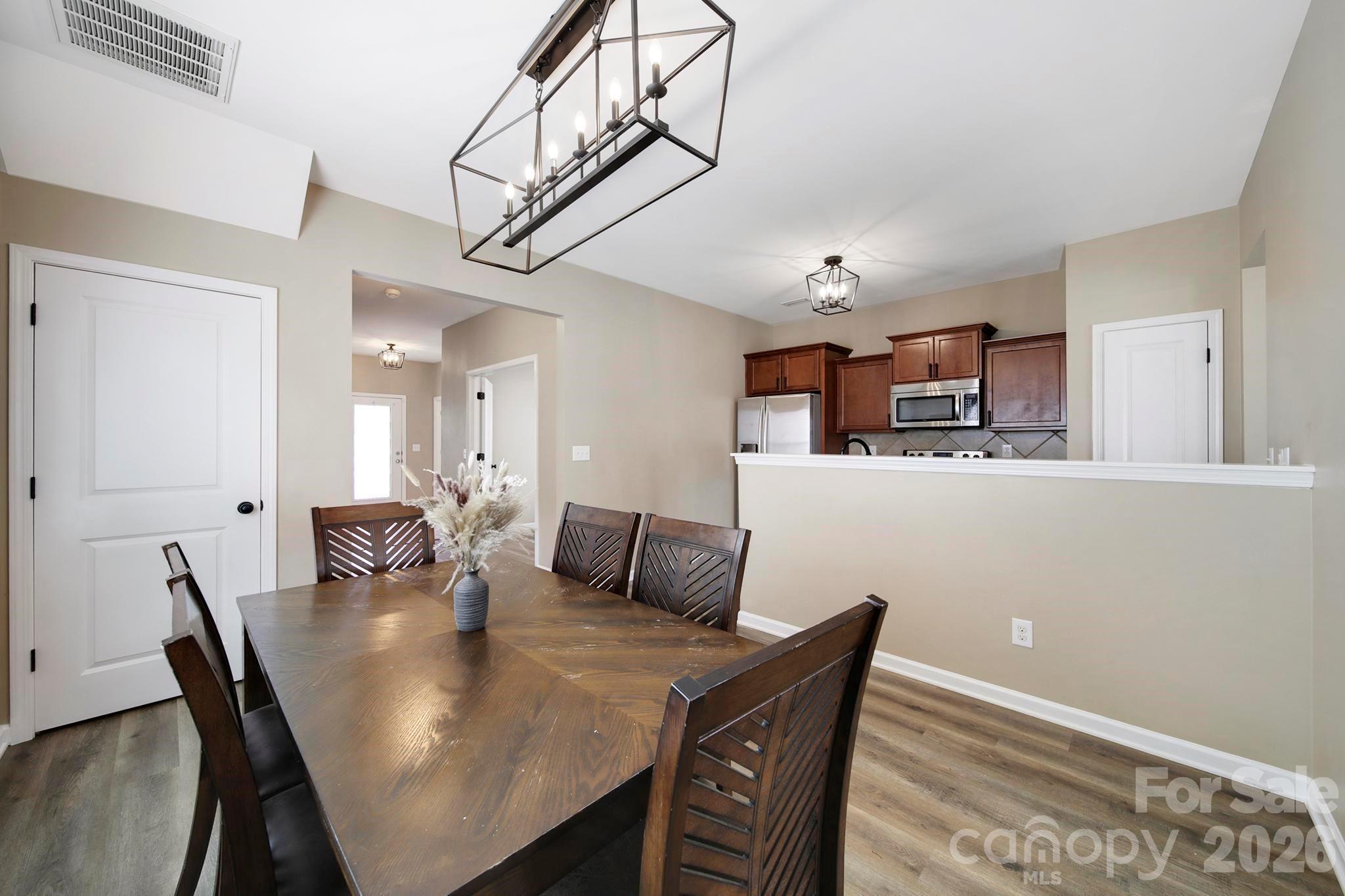 732 Sherman Street Property Photo 10