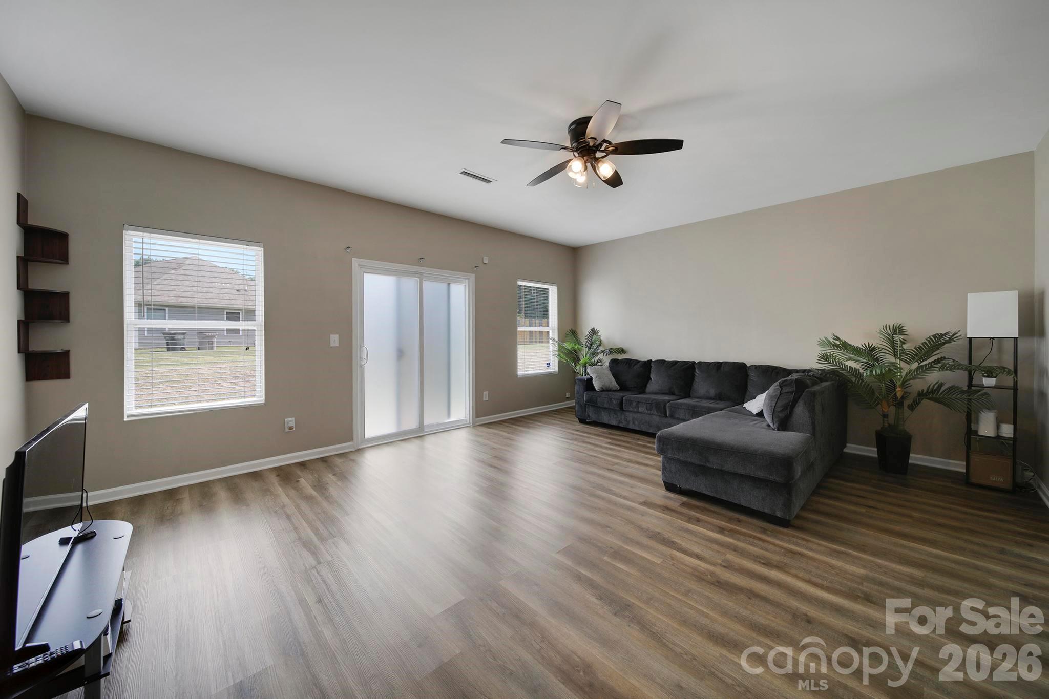 732 Sherman Street Property Photo 16