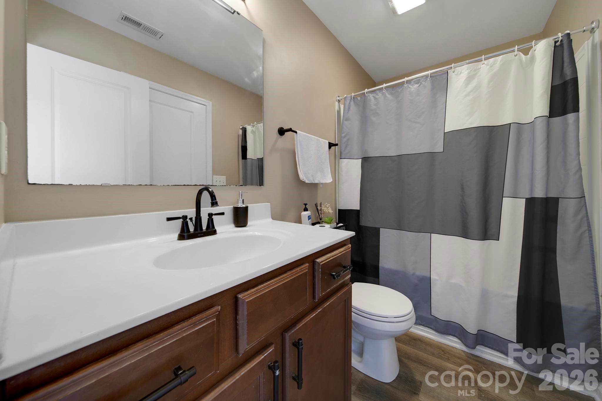 732 Sherman Street Property Photo 23