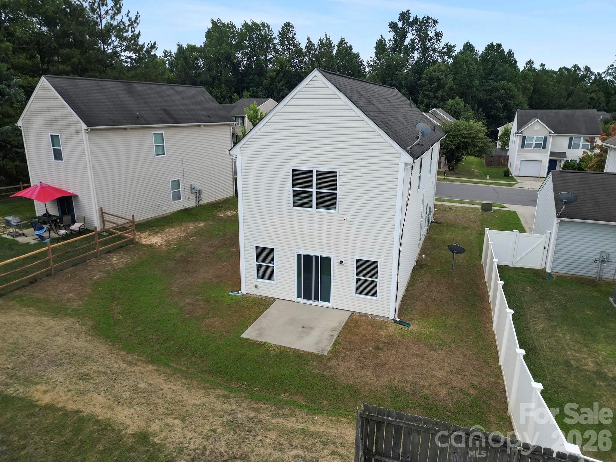732 Sherman Street Property Photo 37