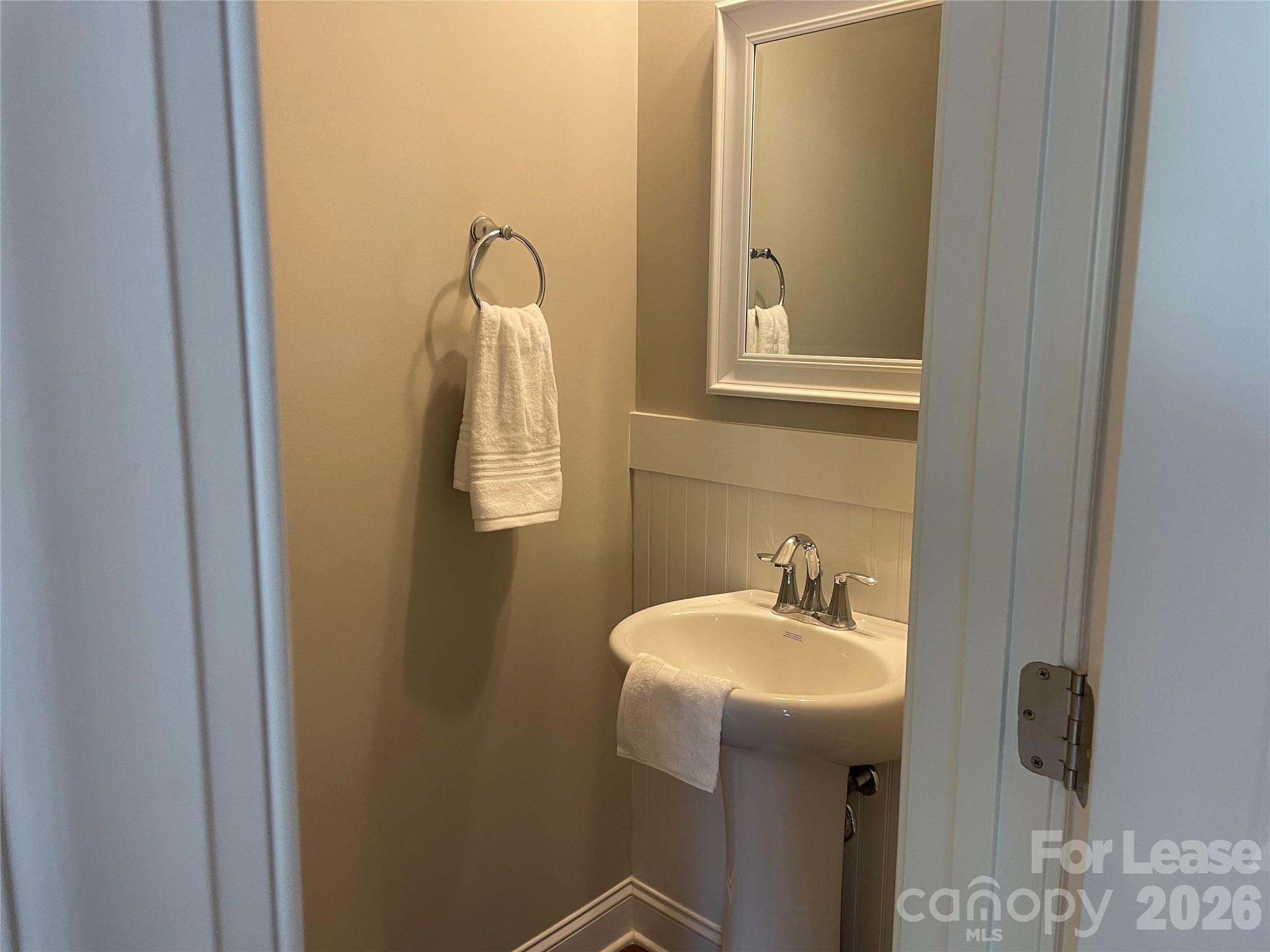 2510 Gallery Drive Property Photo 8