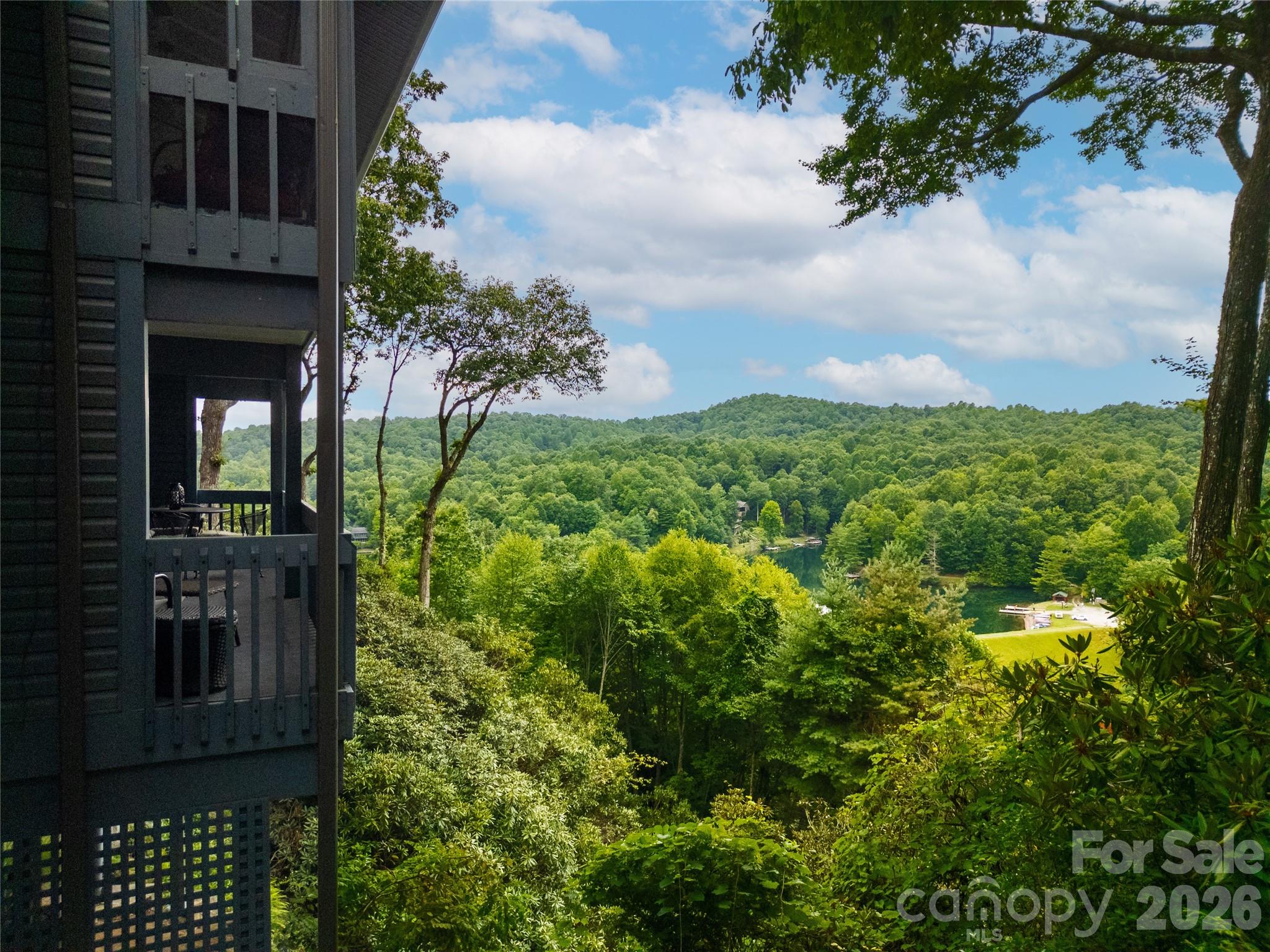 264 Tinequa Drive Property Photo 8