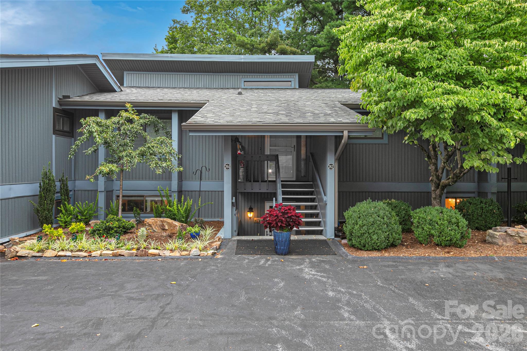 264 Tinequa Drive Property Photo 10