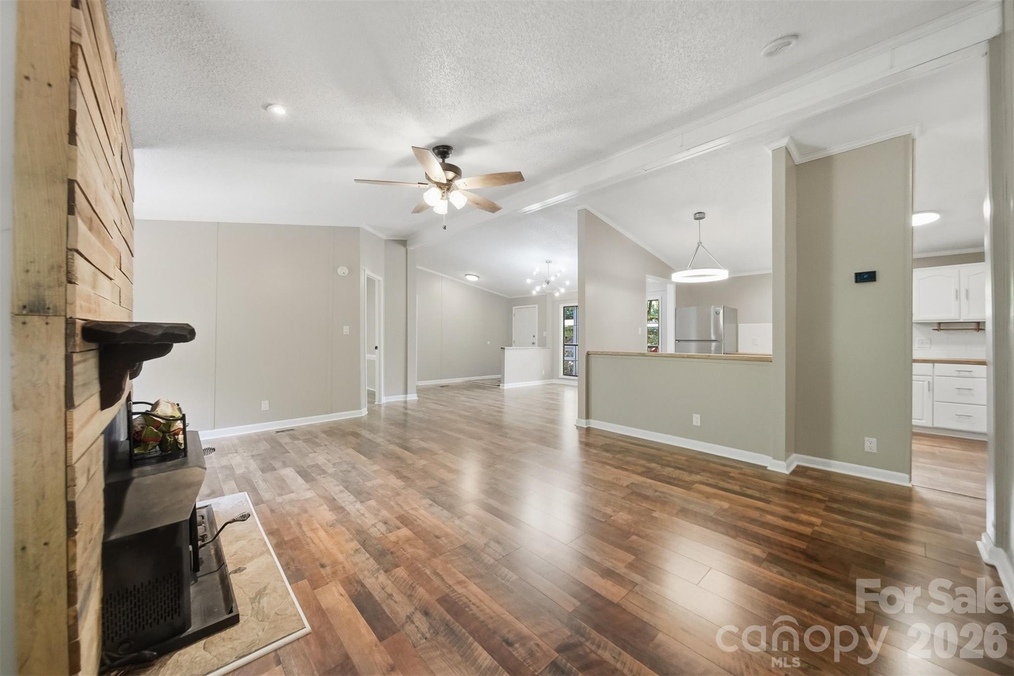 4944 Largo Court Property Photo 12