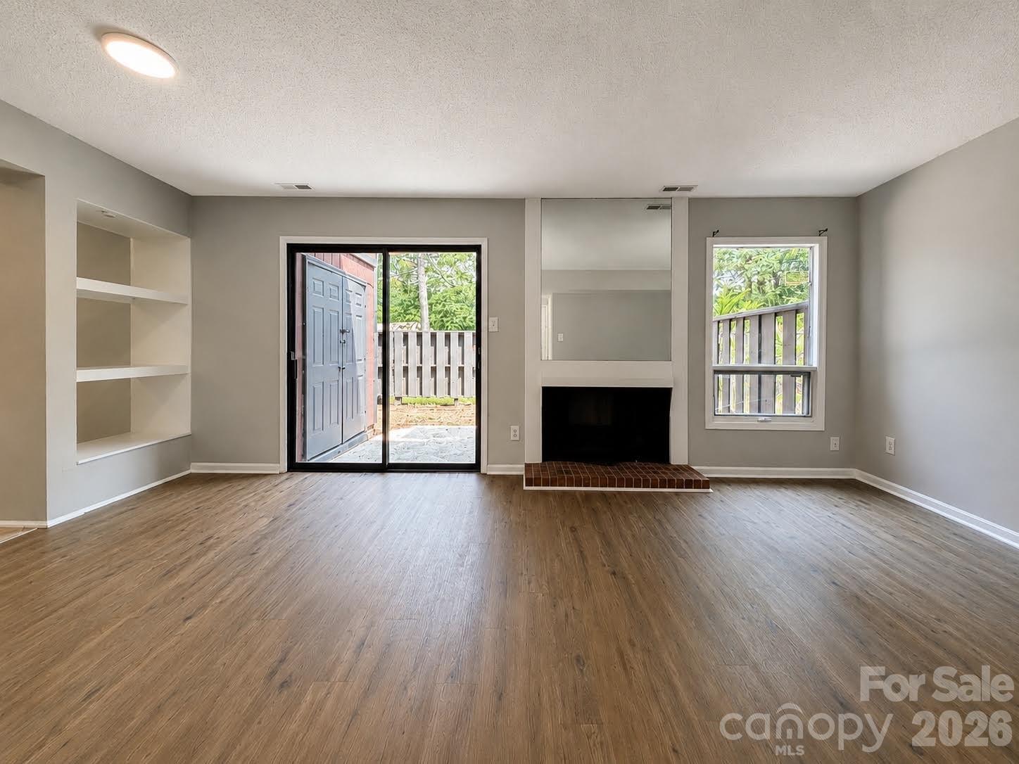 6101 Honeysuckle Lane Property Photo 1
