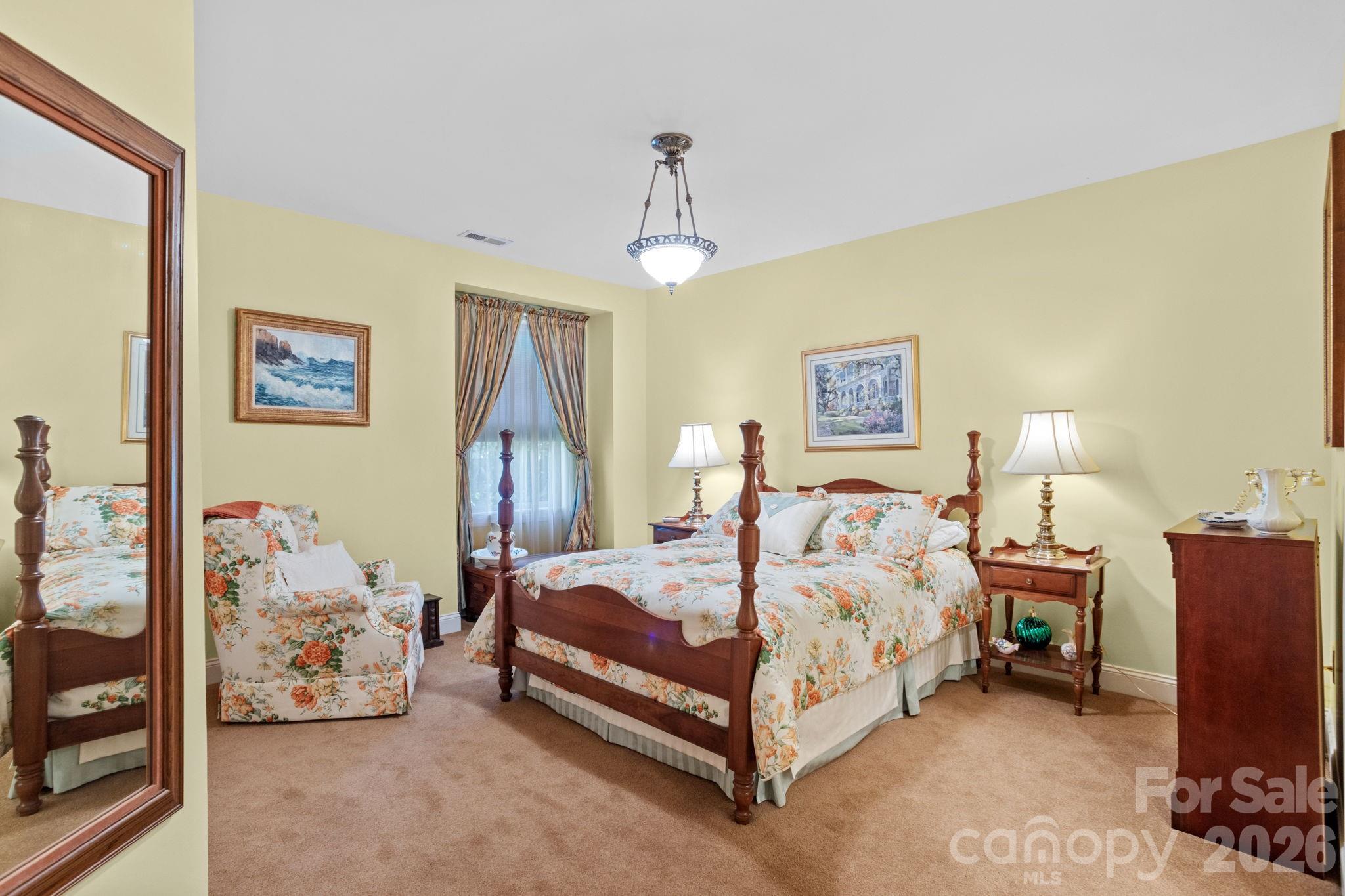 100 Crestgrove Drive Property Photo 29