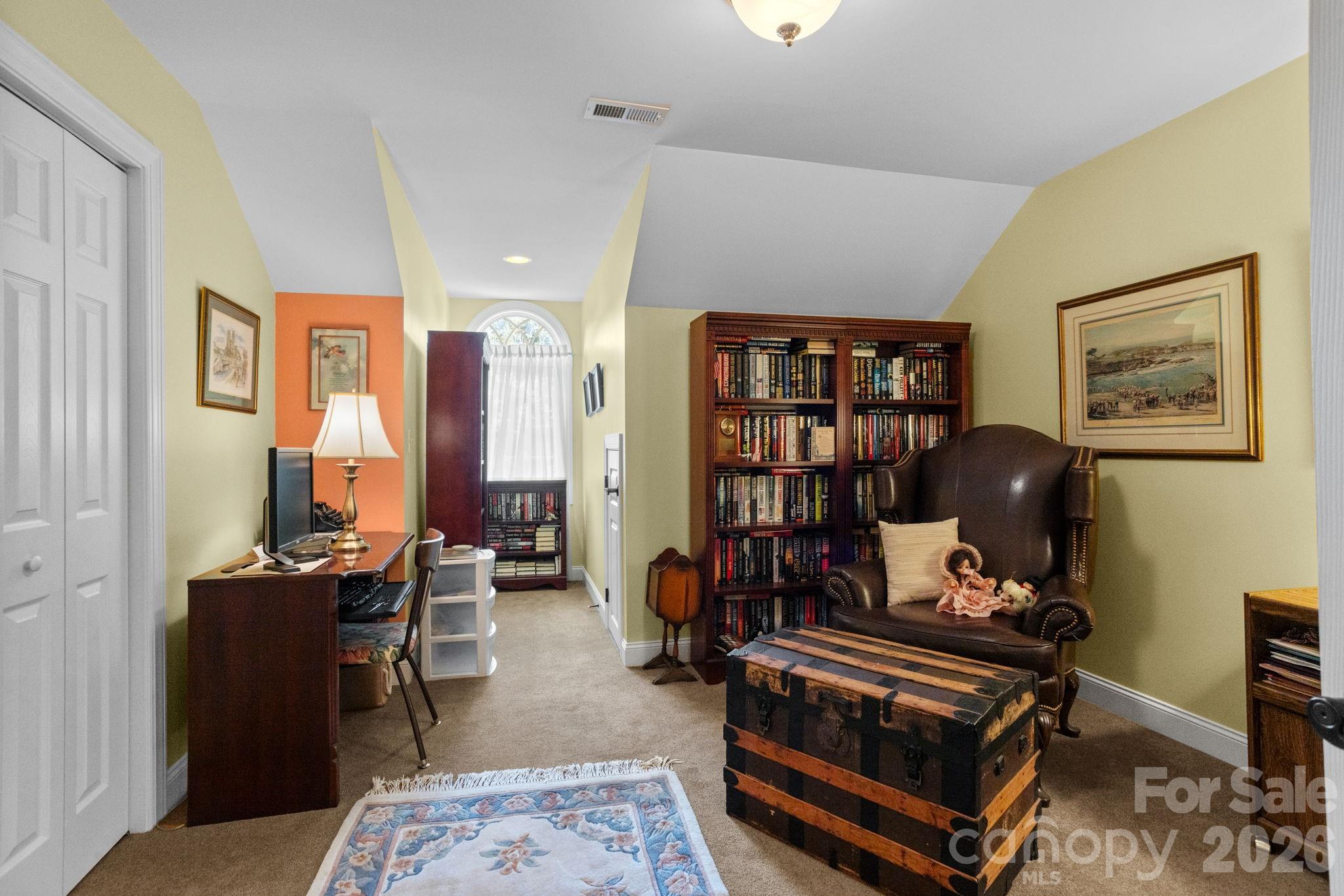 100 Crestgrove Drive Property Photo 32