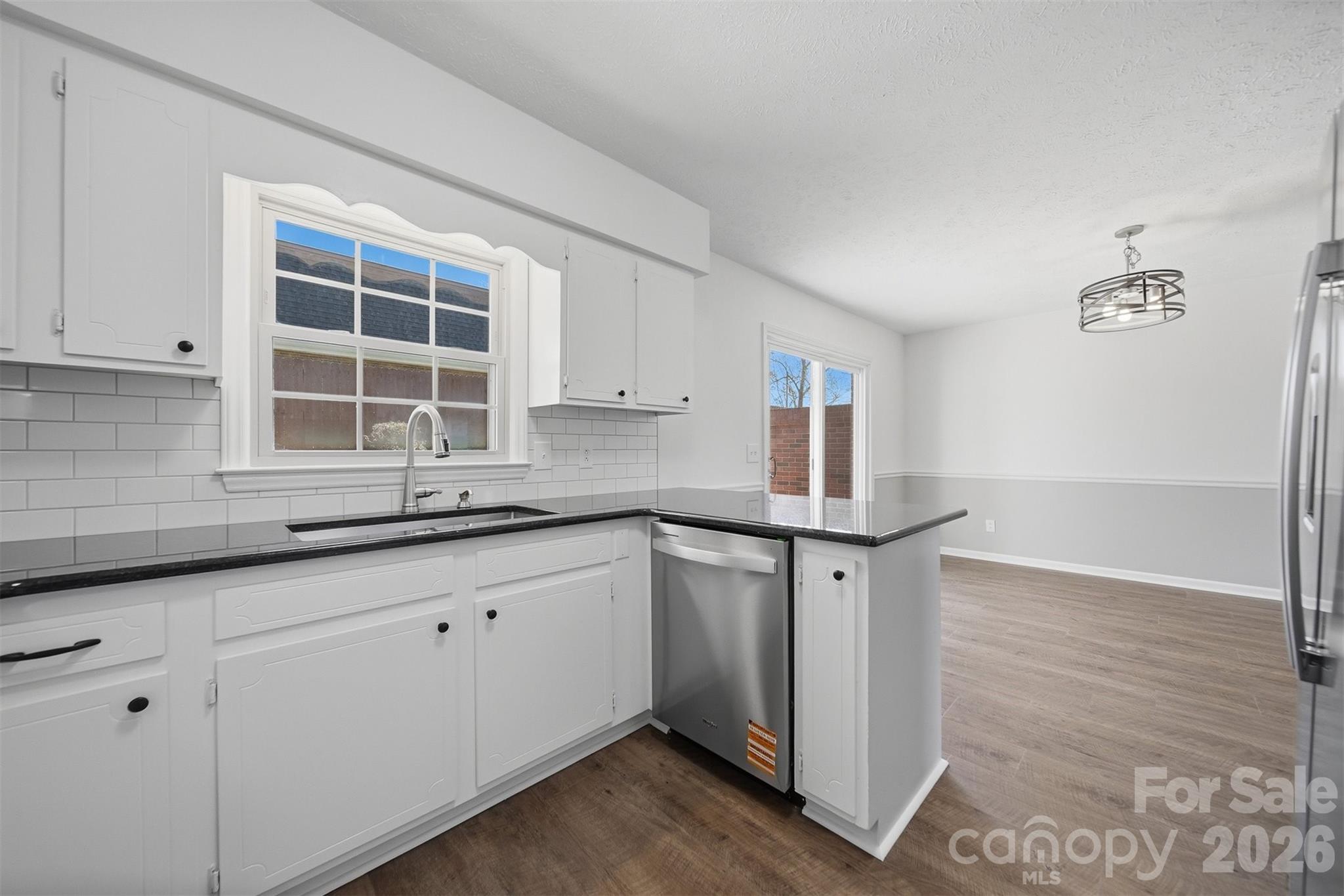 414 7th Street Property Photo 12