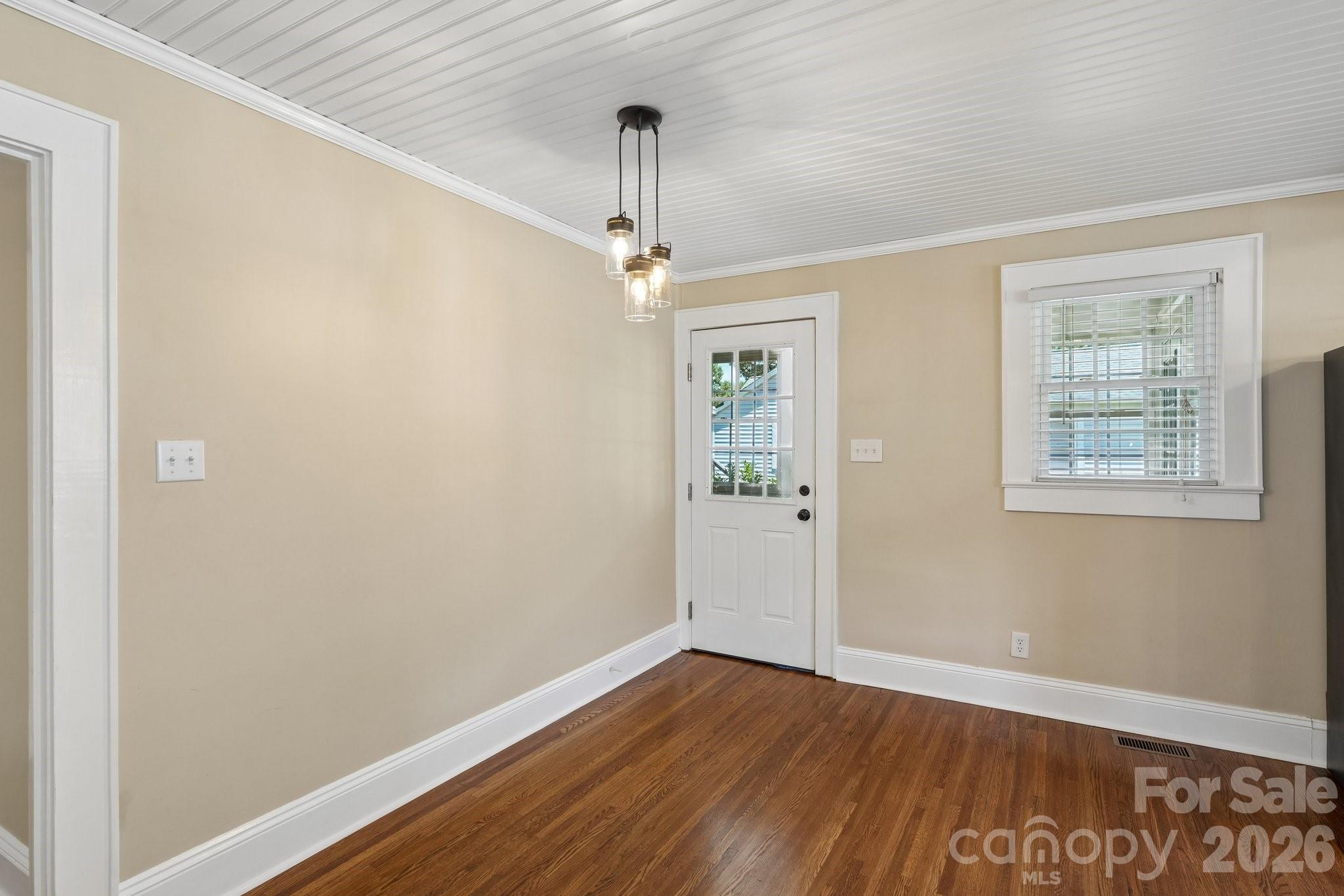 1135 13th Avenue Avenue Property Photo 9