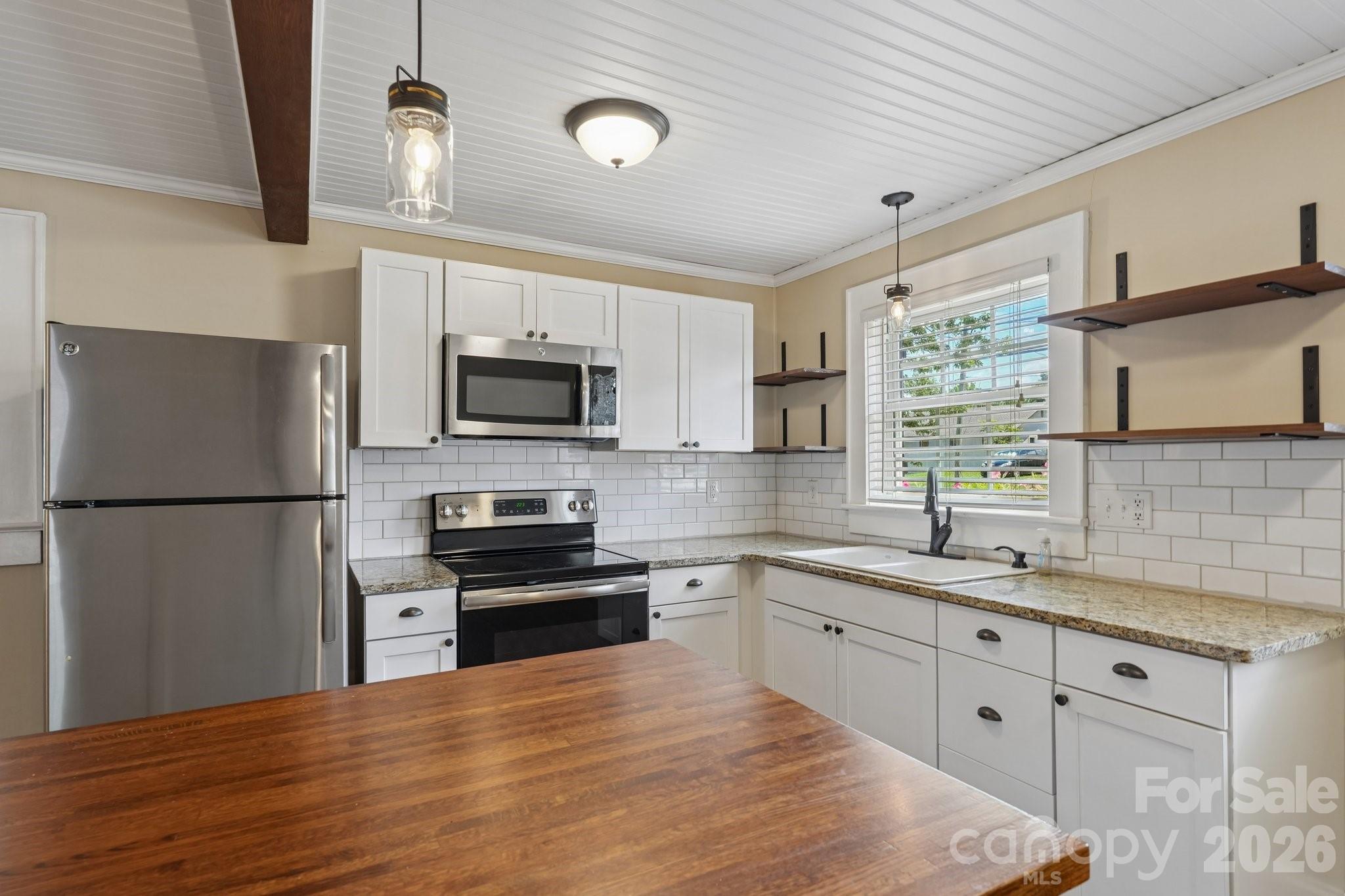 1135 13th Avenue Avenue Property Photo 12