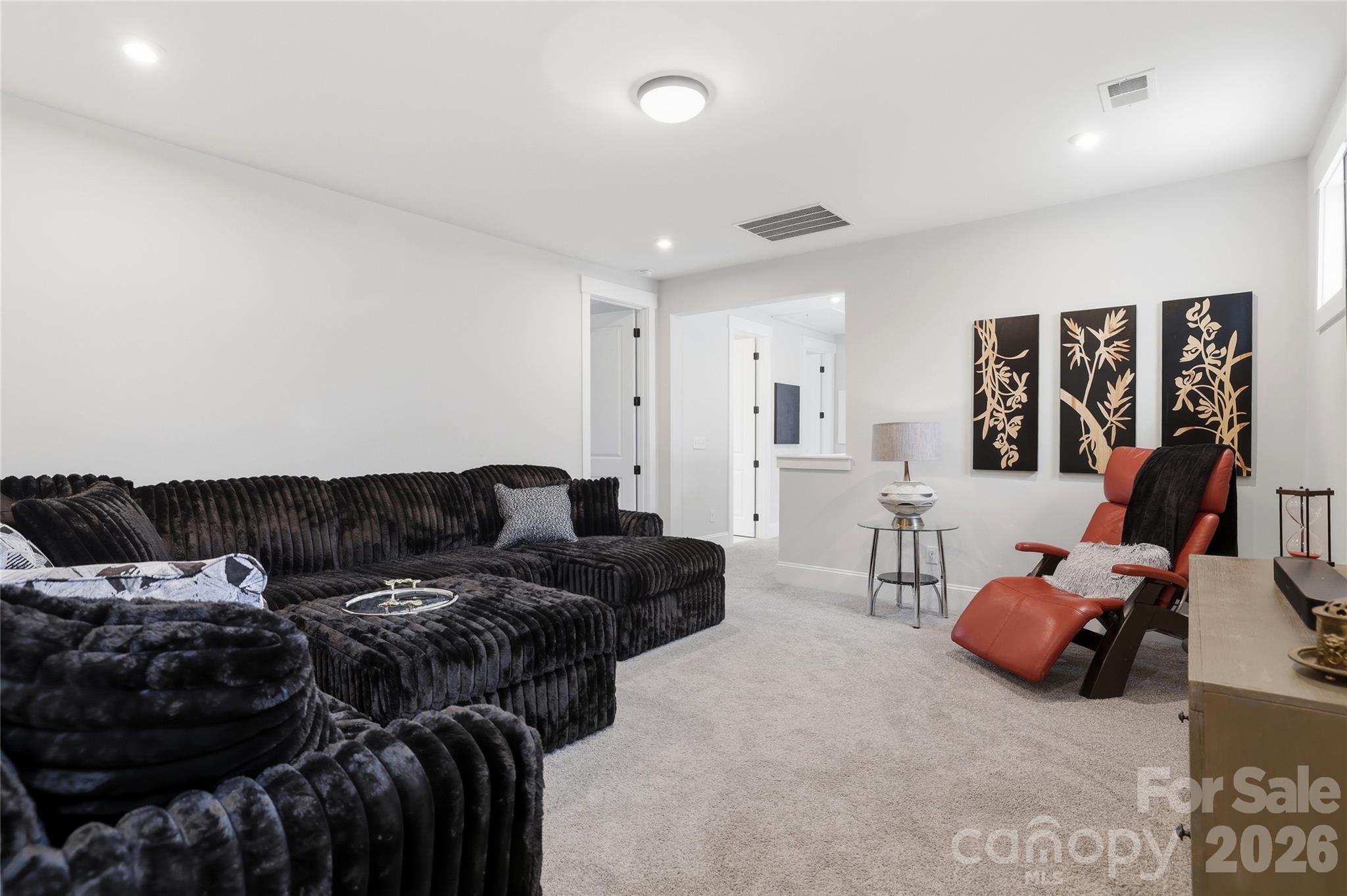 223 Parkland Avenue Property Photo 33
