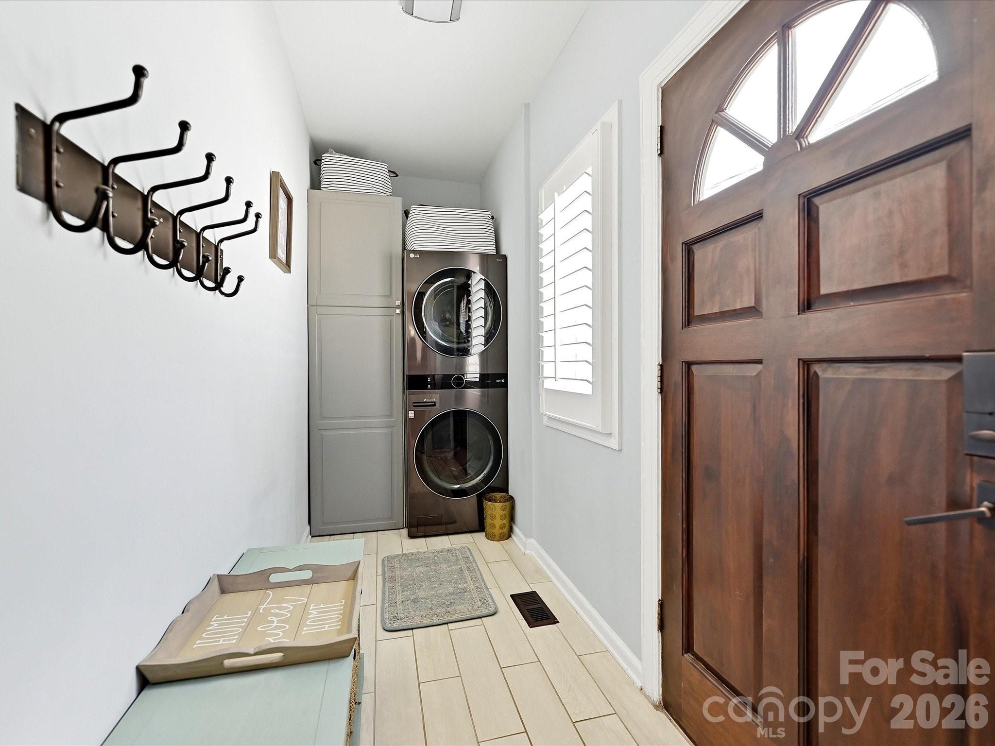 1822 Lombardy Circle Property Photo 17