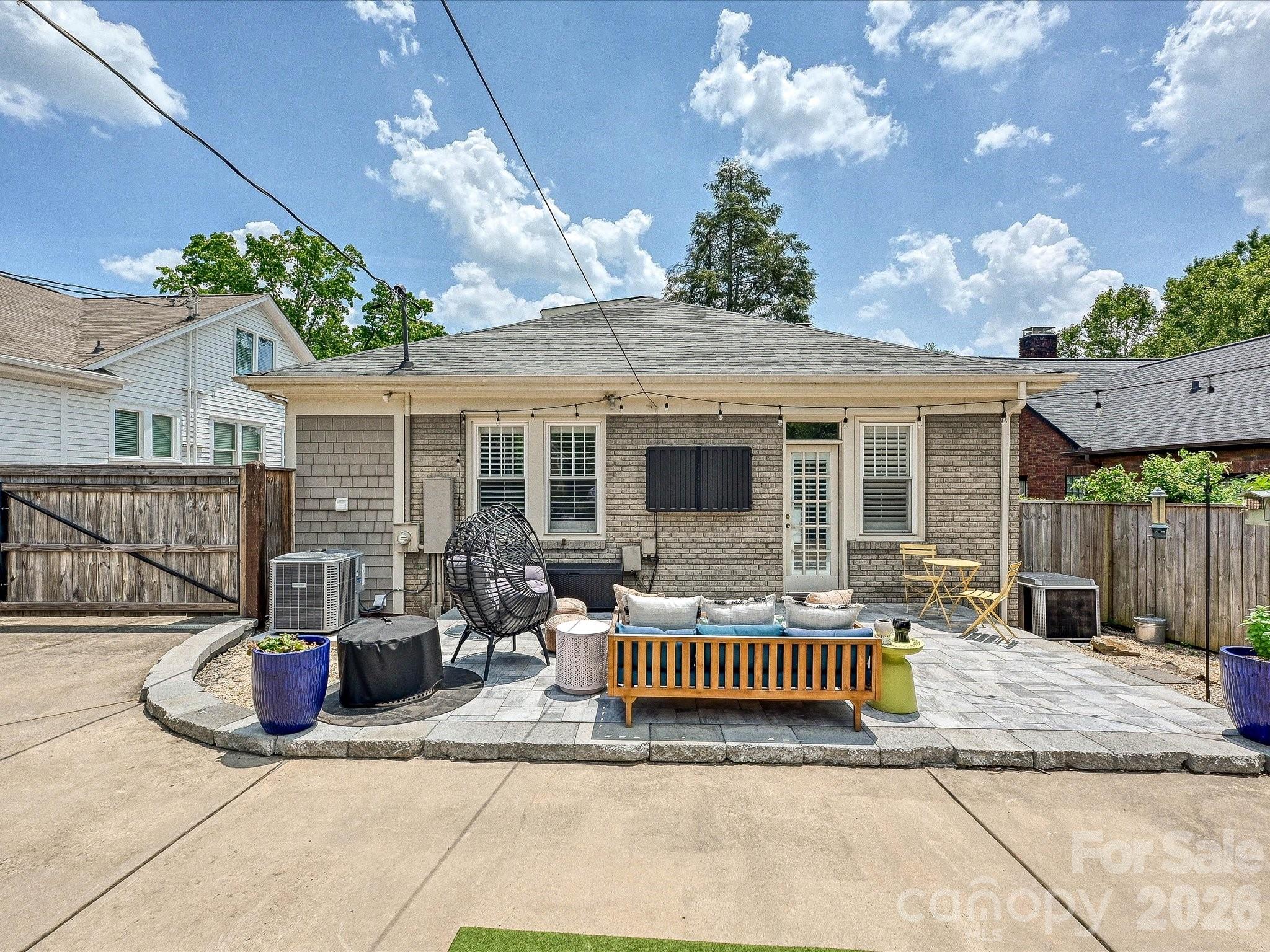1822 Lombardy Circle Property Photo 34