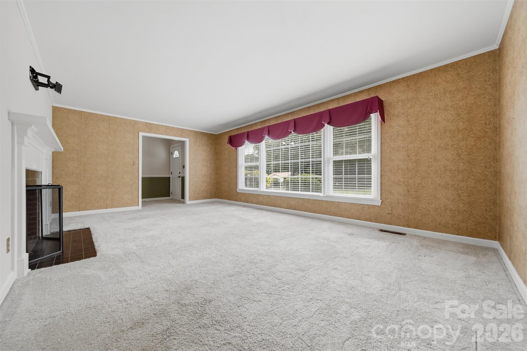907 Vista Place Property Photo 6