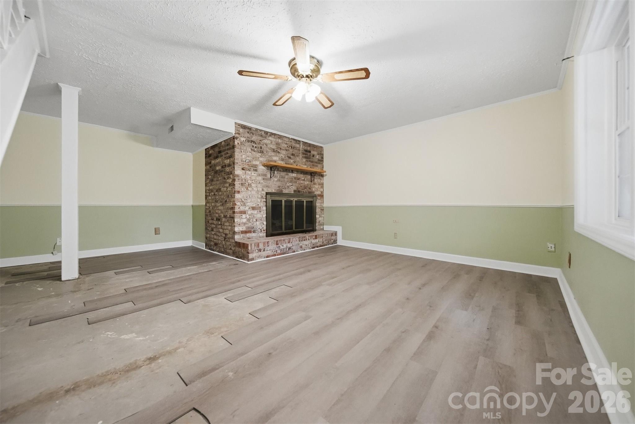 907 Vista Place Property Photo 24