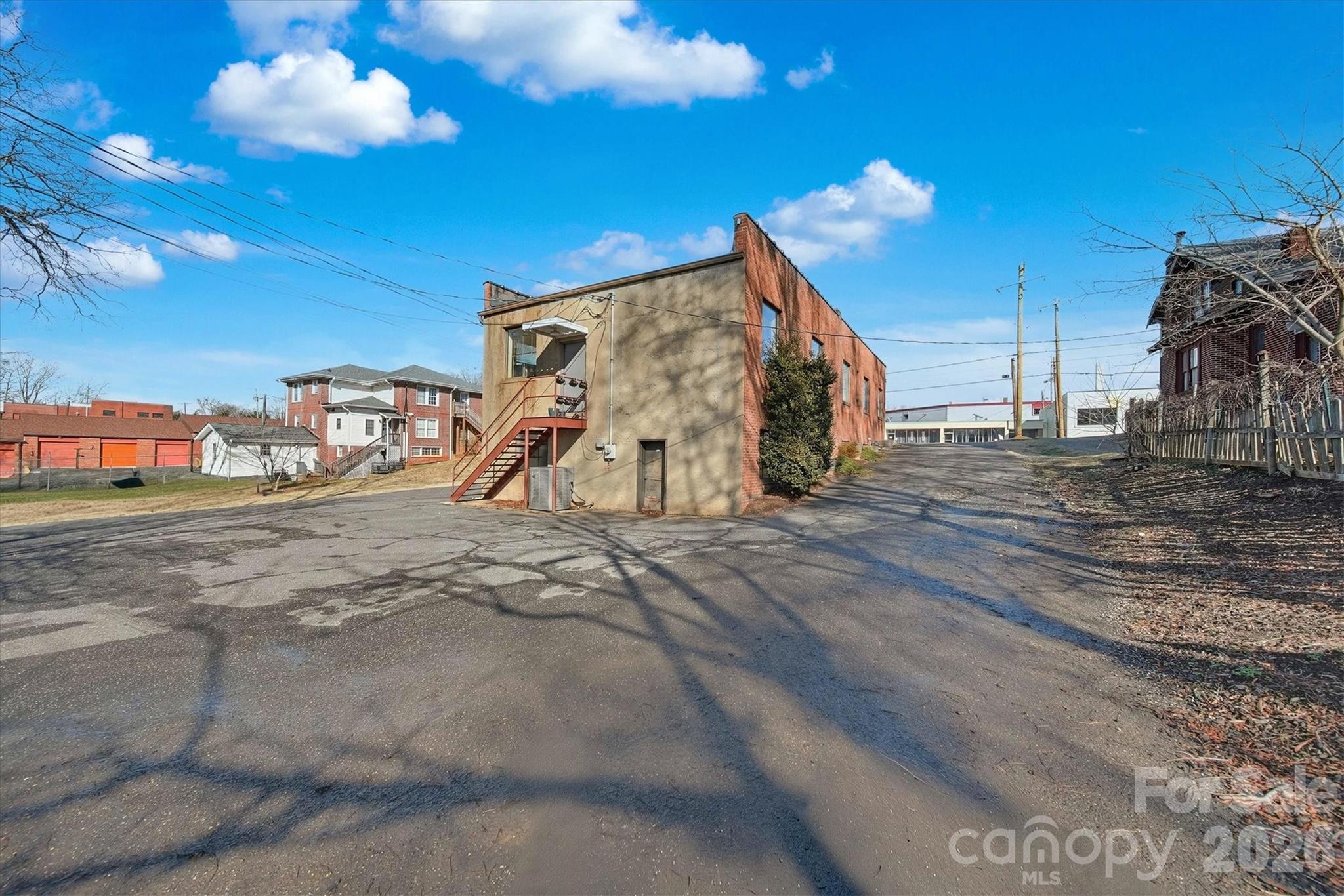 729 1st Avenue Property Photo 5
