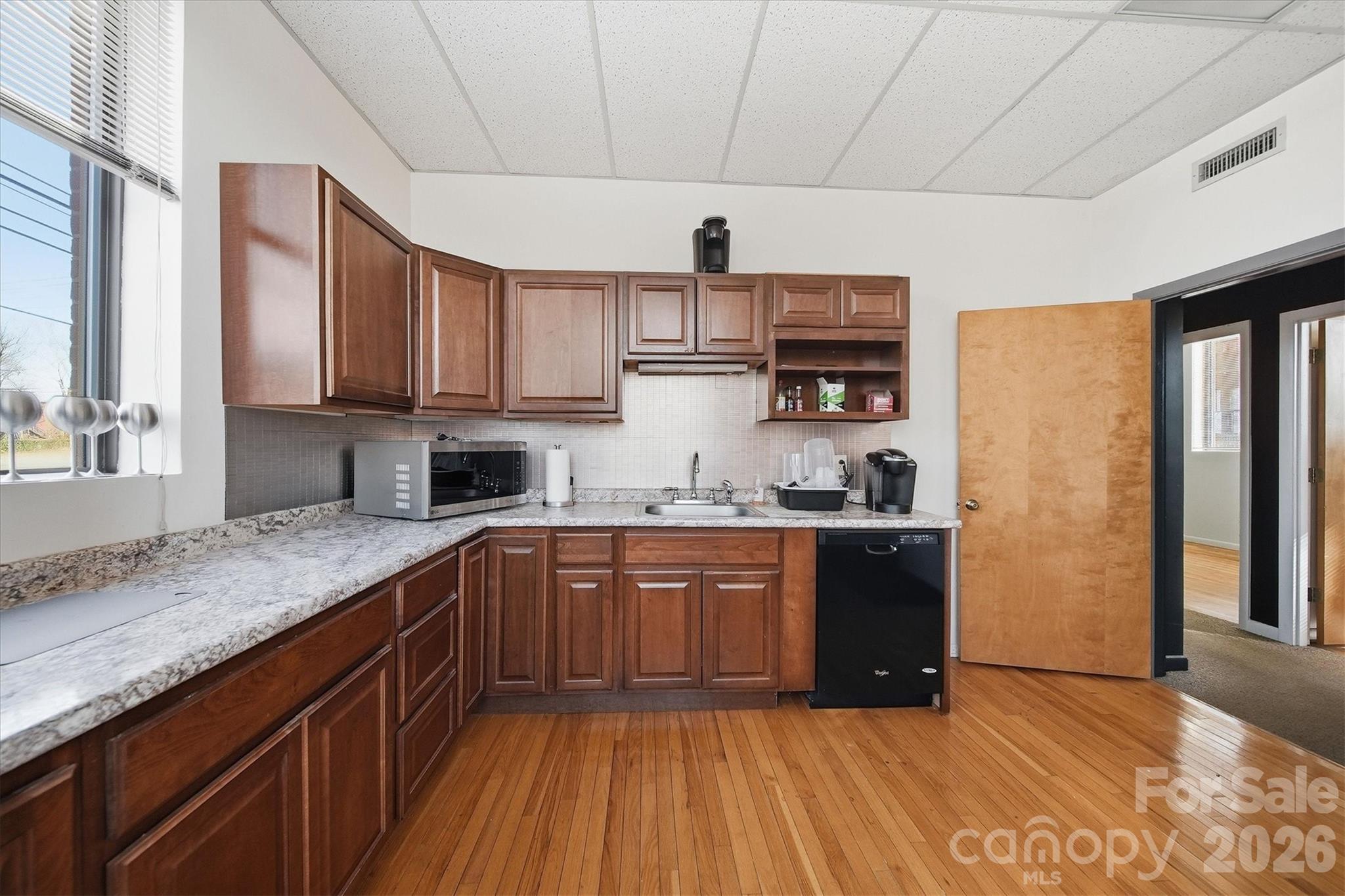 729 1st Avenue Property Photo 11